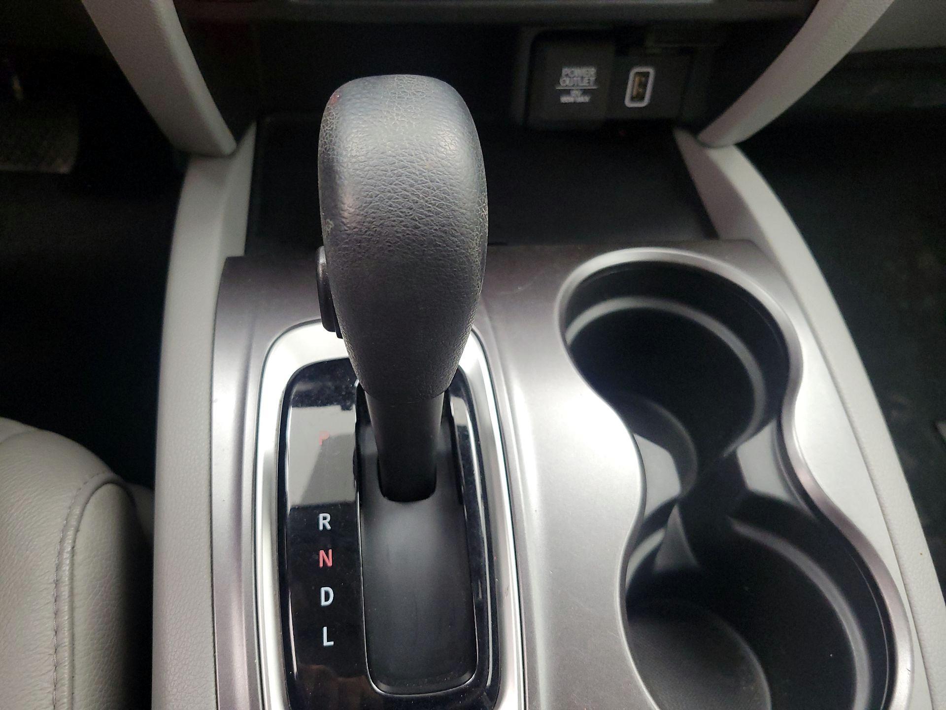 Thumbnail: 2020 Honda Pilot - 17