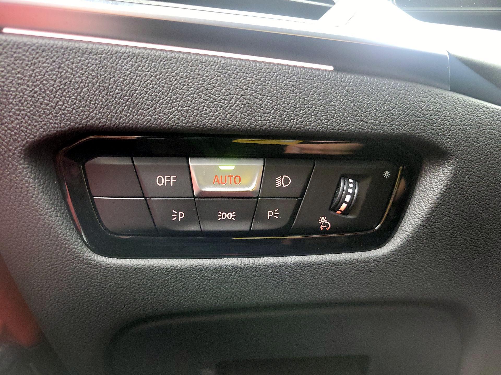 Thumbnail: 2023 BMW M3 - 13