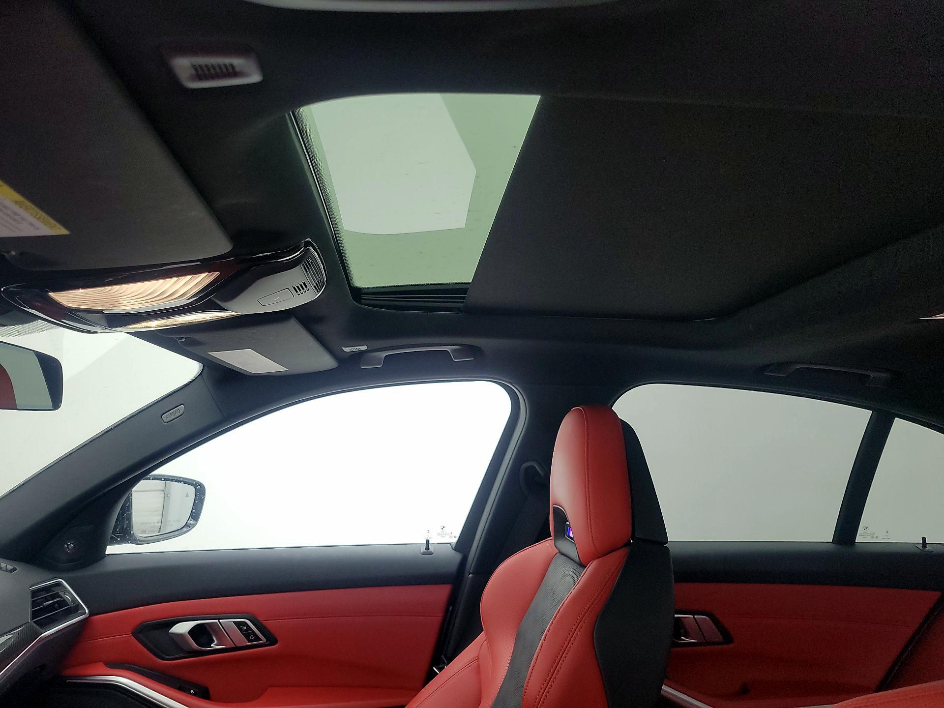 Thumbnail: 2023 BMW M3 - 19