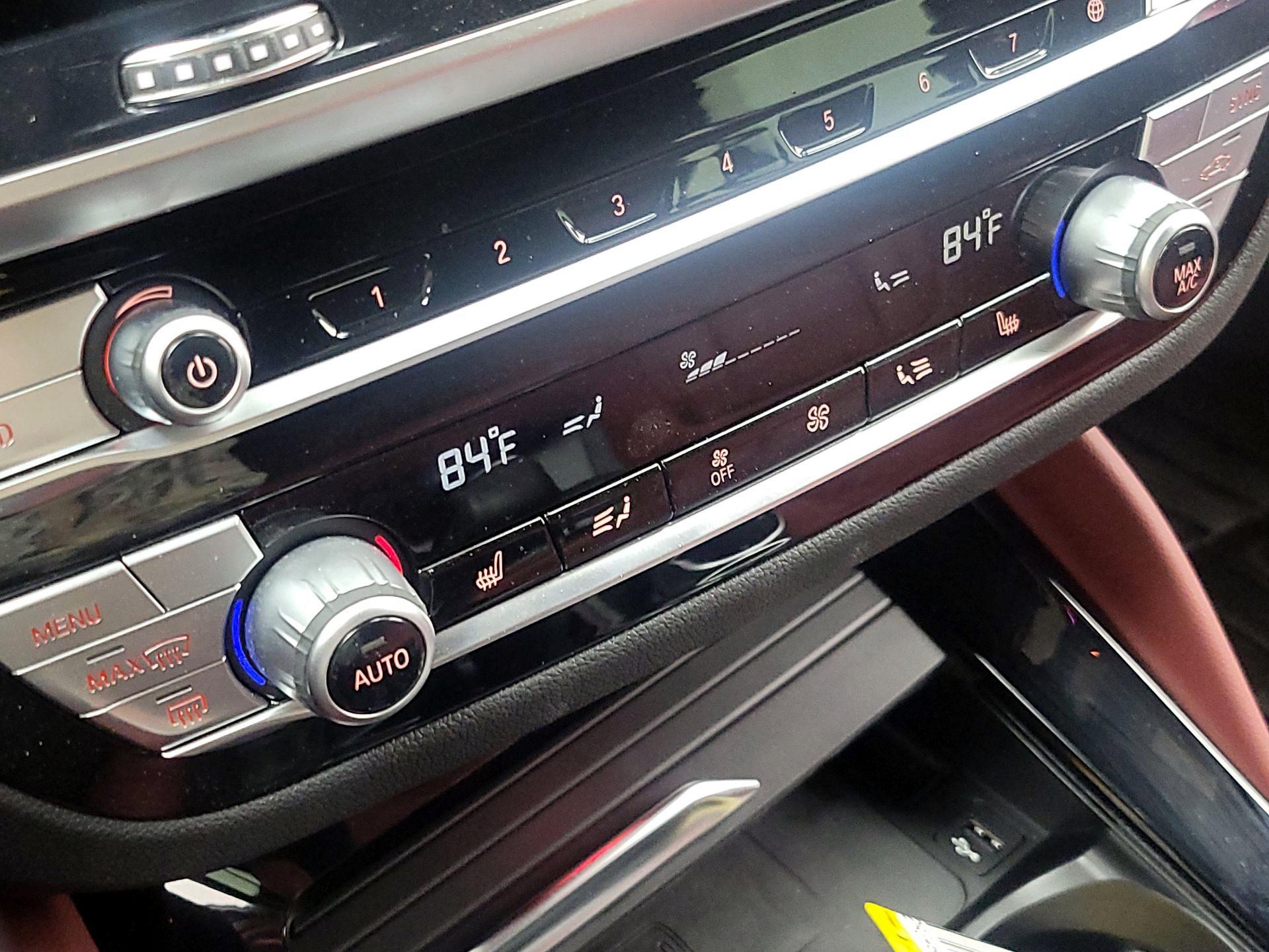 Thumbnail: 2021 BMW X4 - 17