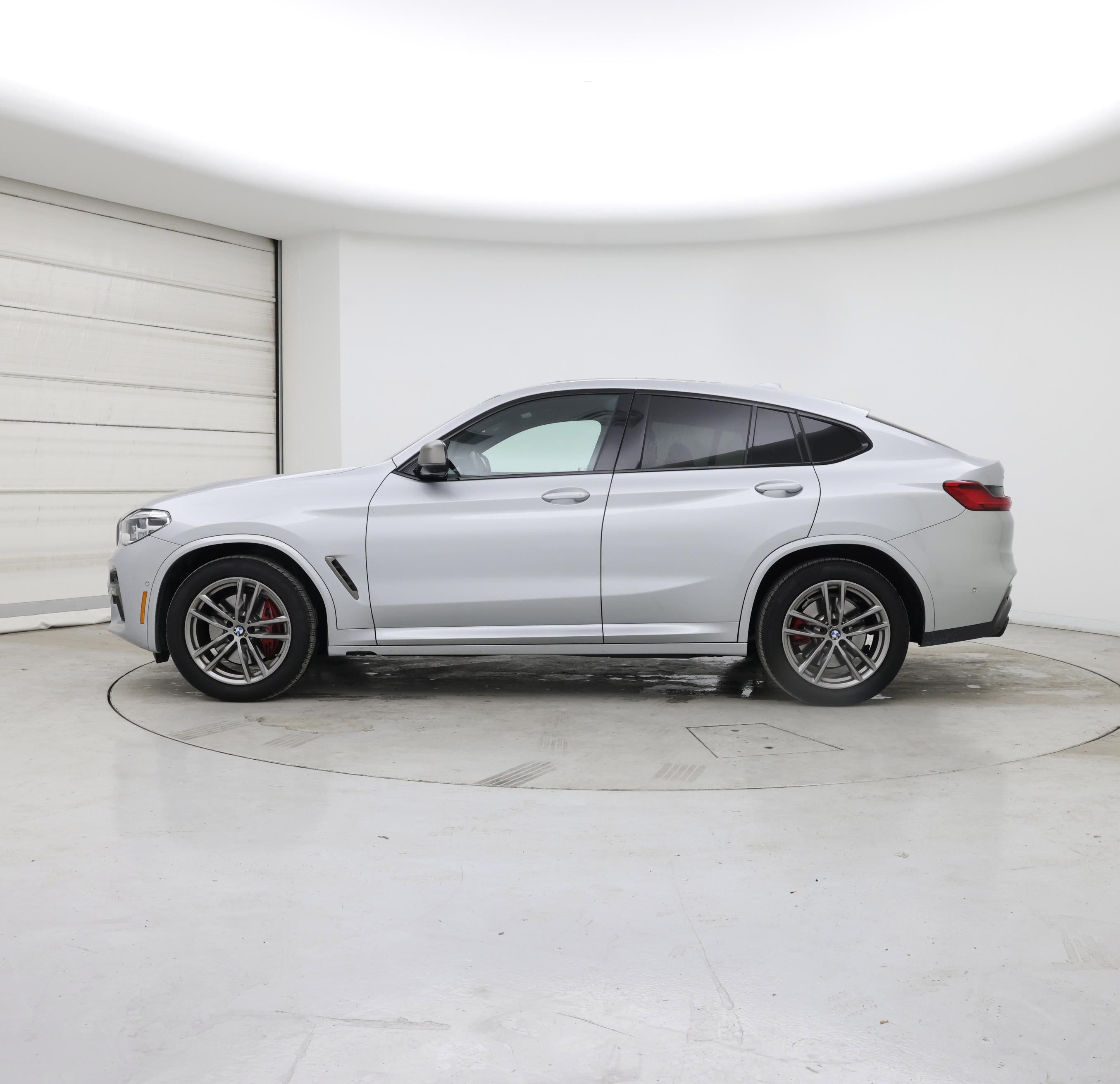 Thumbnail: 2021 BMW X4 - 3