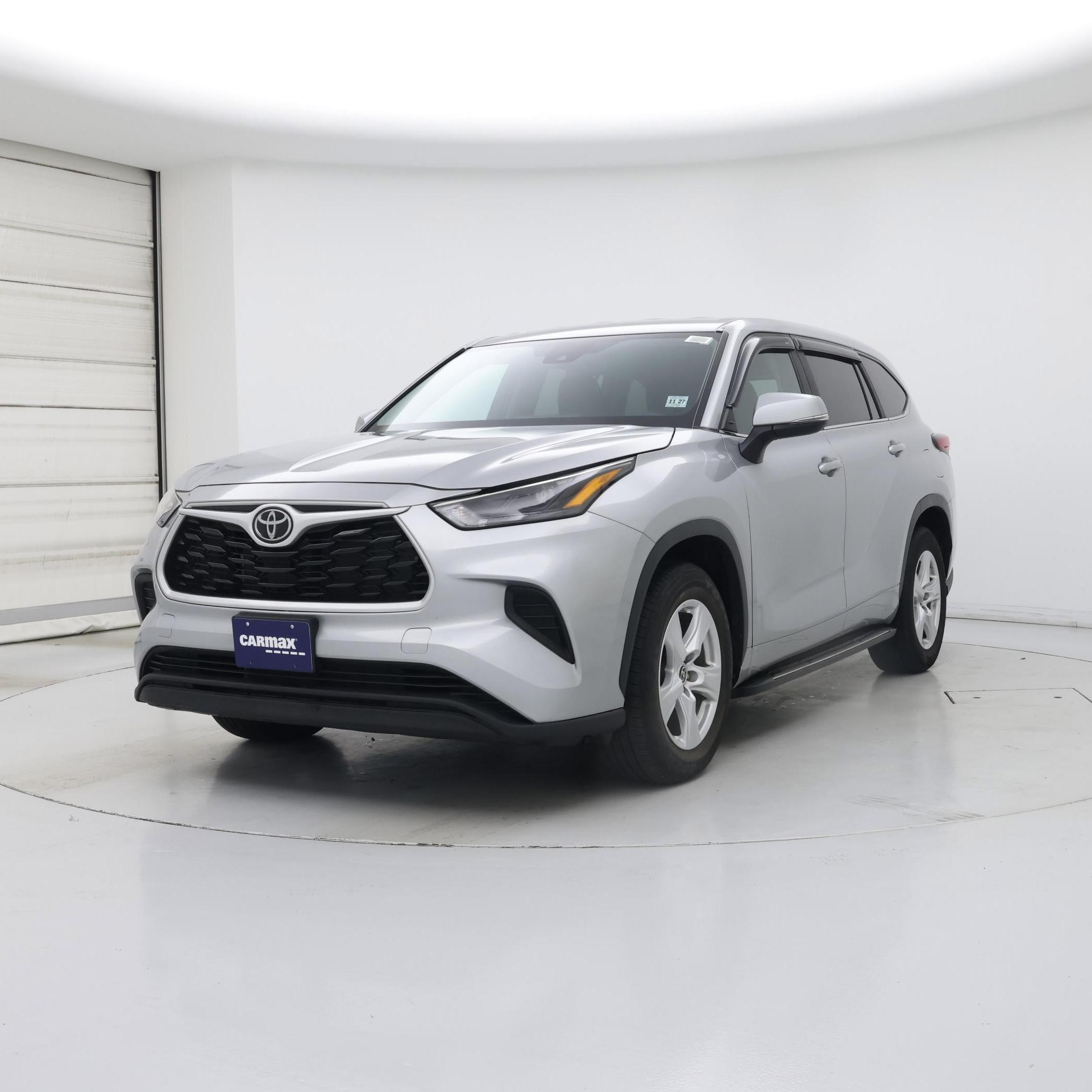 Thumbnail: 2023 Toyota Highlander - 4