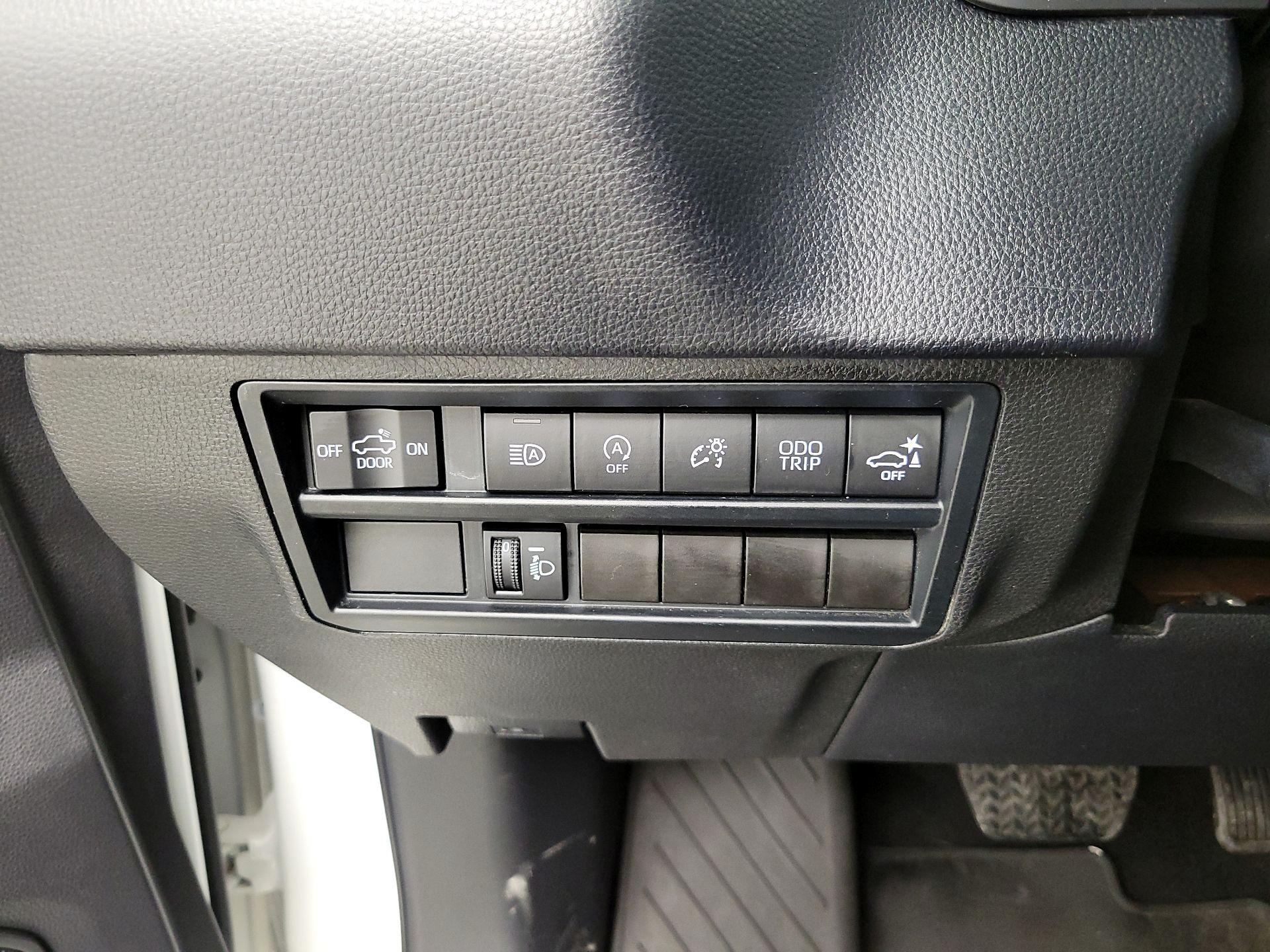 Thumbnail: 2022 Toyota Tundra - 13