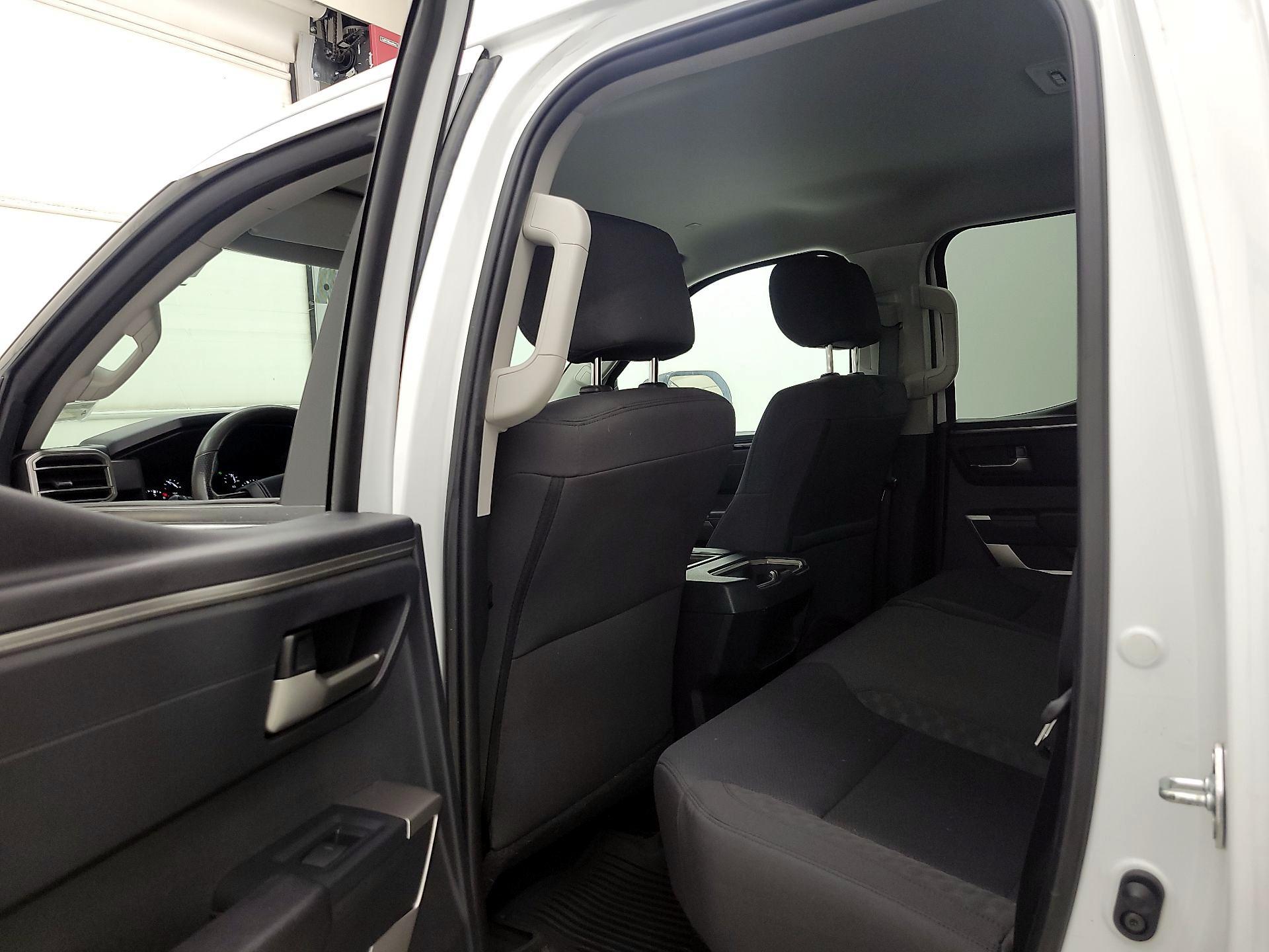 Thumbnail: 2022 Toyota Tundra - 18