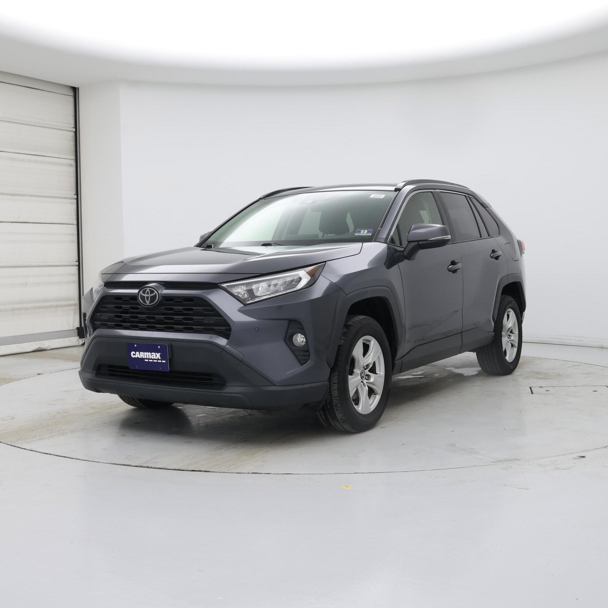 Thumbnail: 2019 Toyota RAV4 - 4
