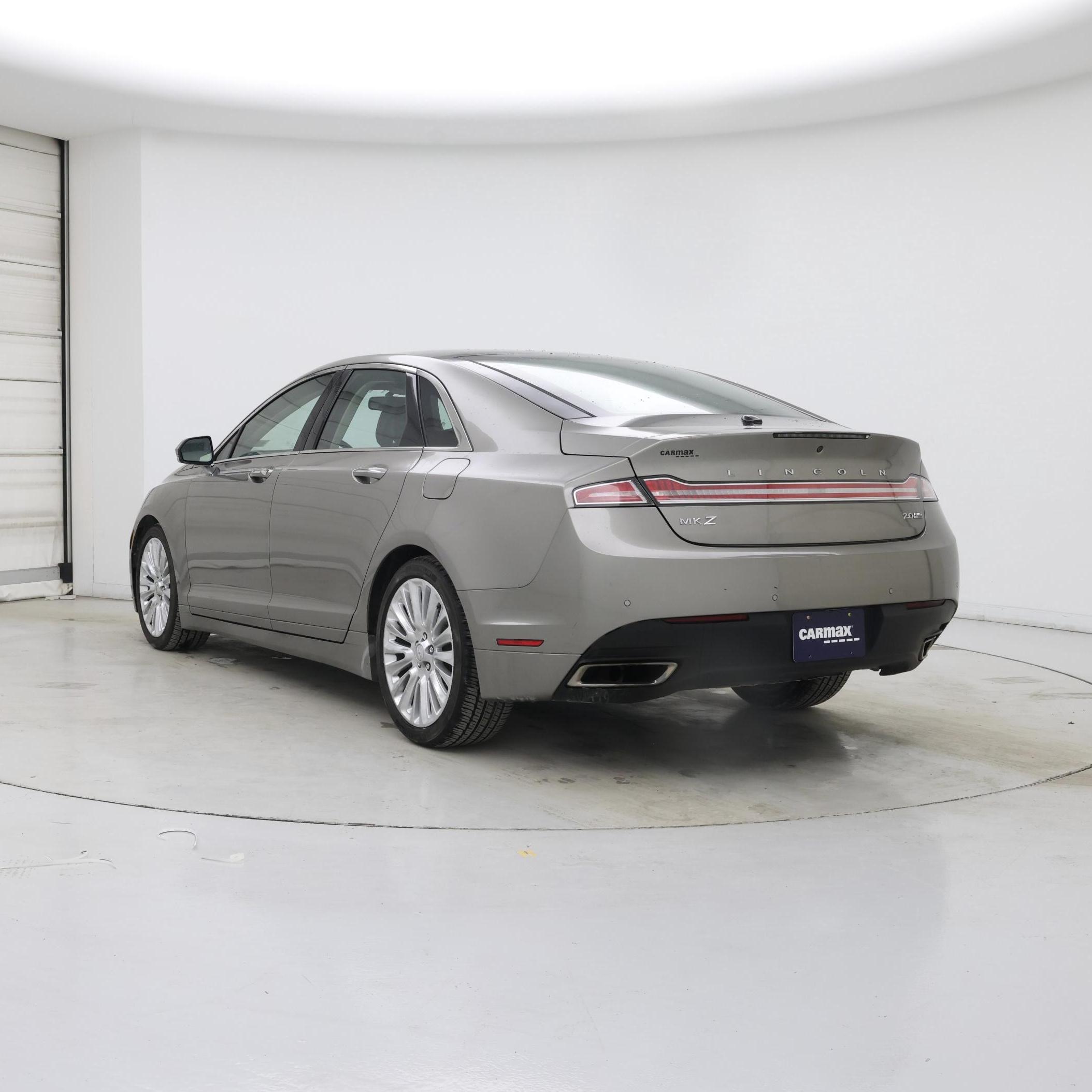 Thumbnail: 2016 Lincoln MKZ - 2