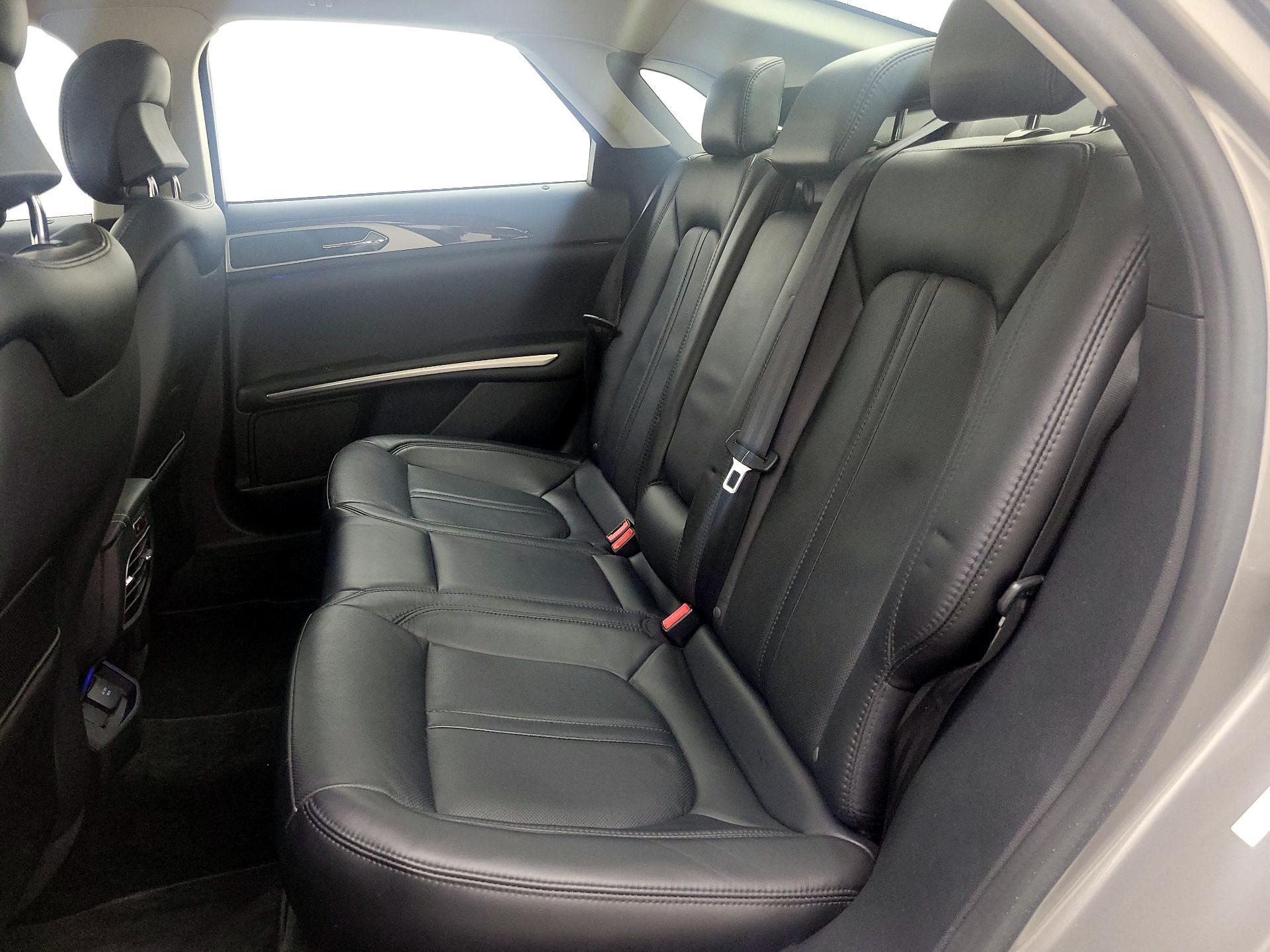 Thumbnail: 2016 Lincoln MKZ - 20