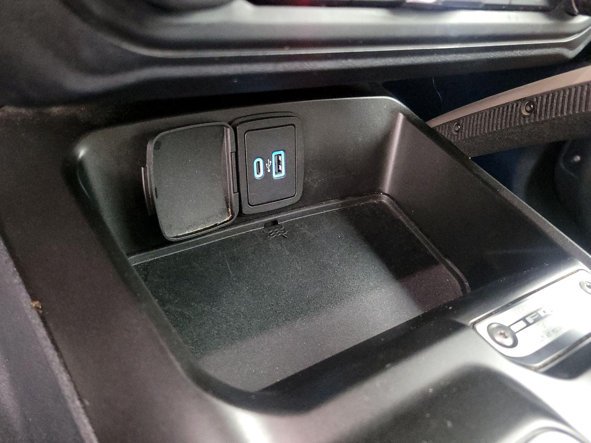 Thumbnail: 2021 Ford Bronco - 19