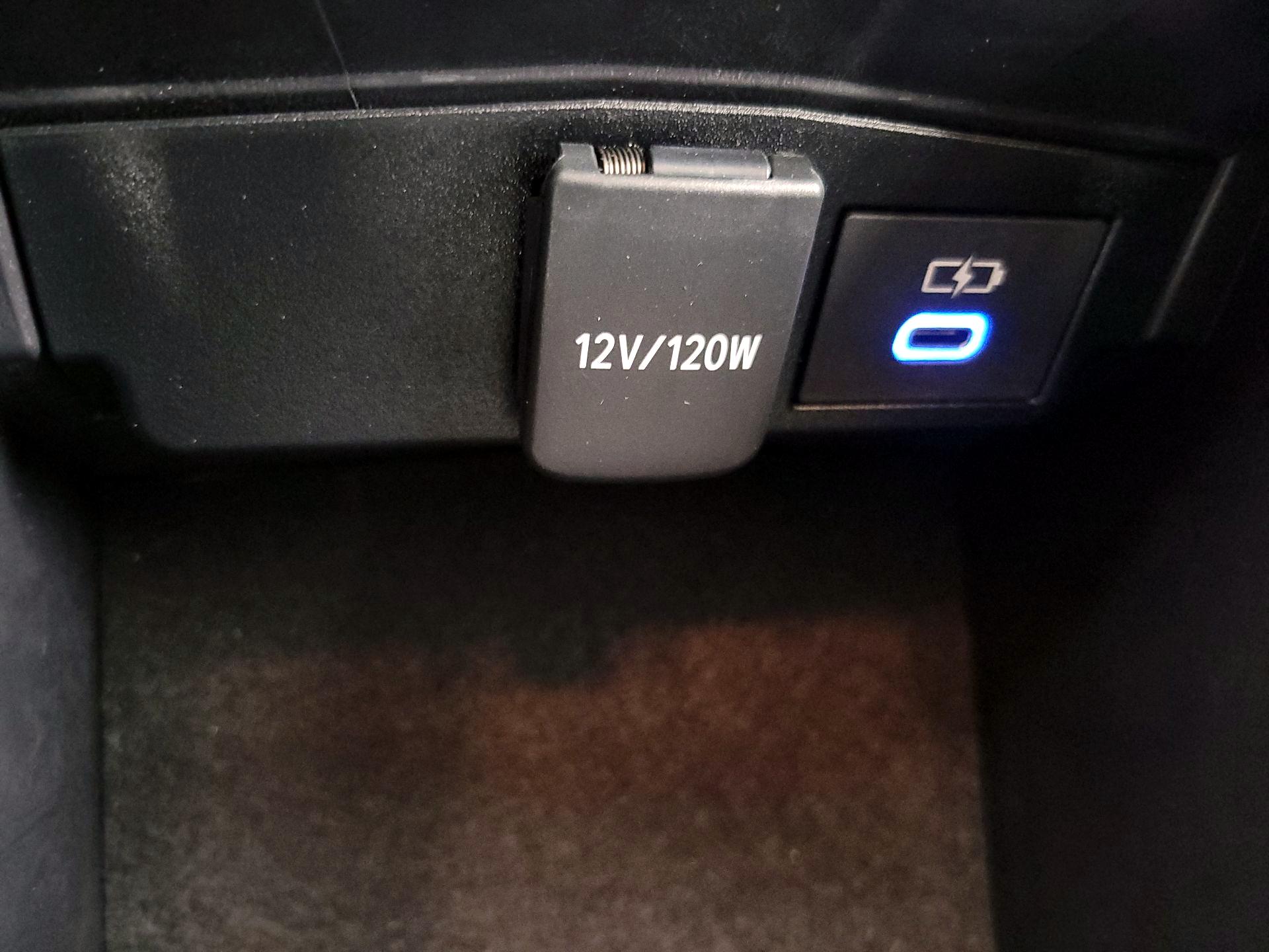 Thumbnail: 2022 Toyota Corolla - 18