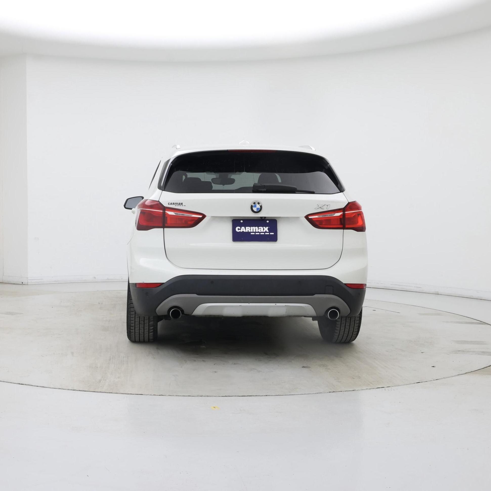 Thumbnail: 2016 BMW X1 - 6