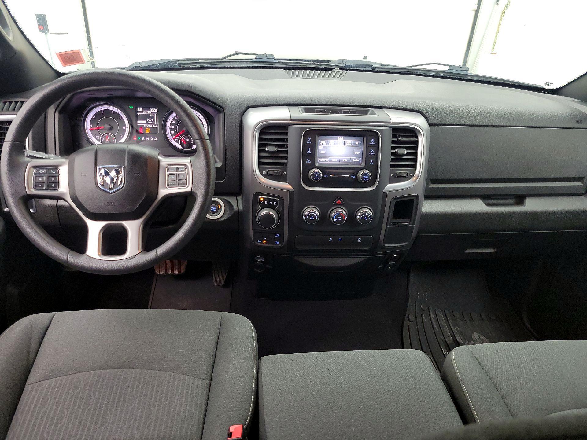 Thumbnail: 2022 RAM 1500 Classic - 9