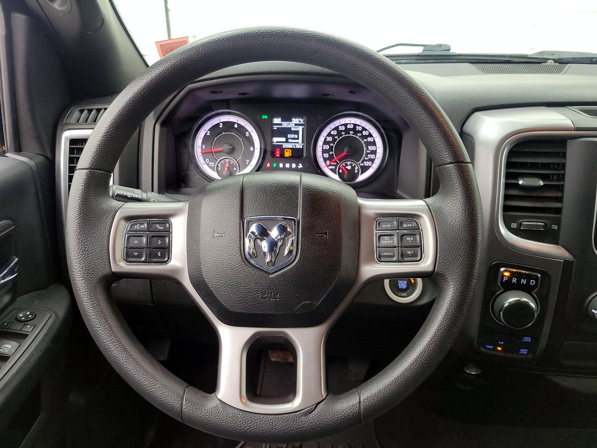 Thumbnail: 2022 RAM 1500 Classic - 10