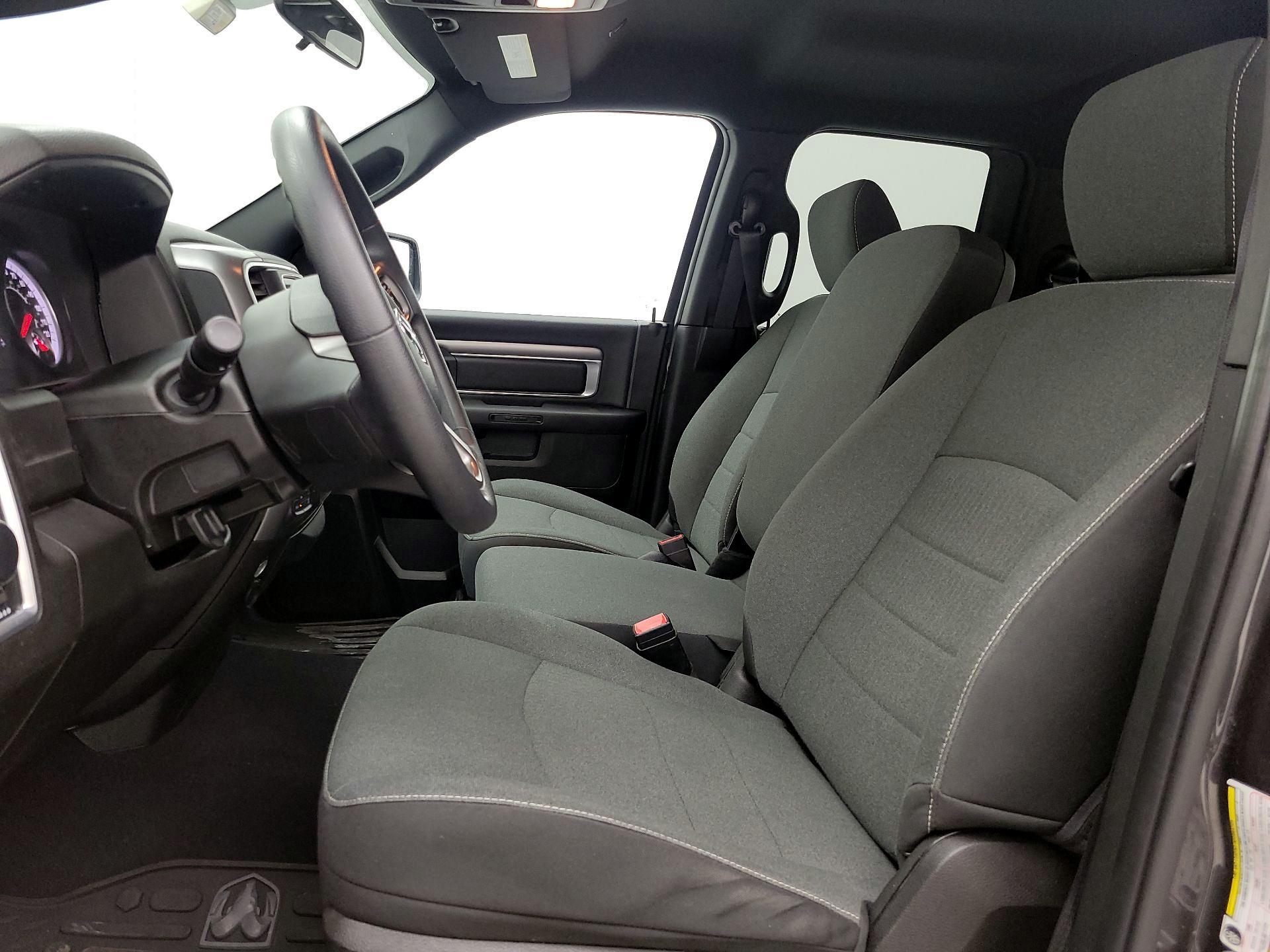 Thumbnail: 2022 RAM 1500 Classic - 11