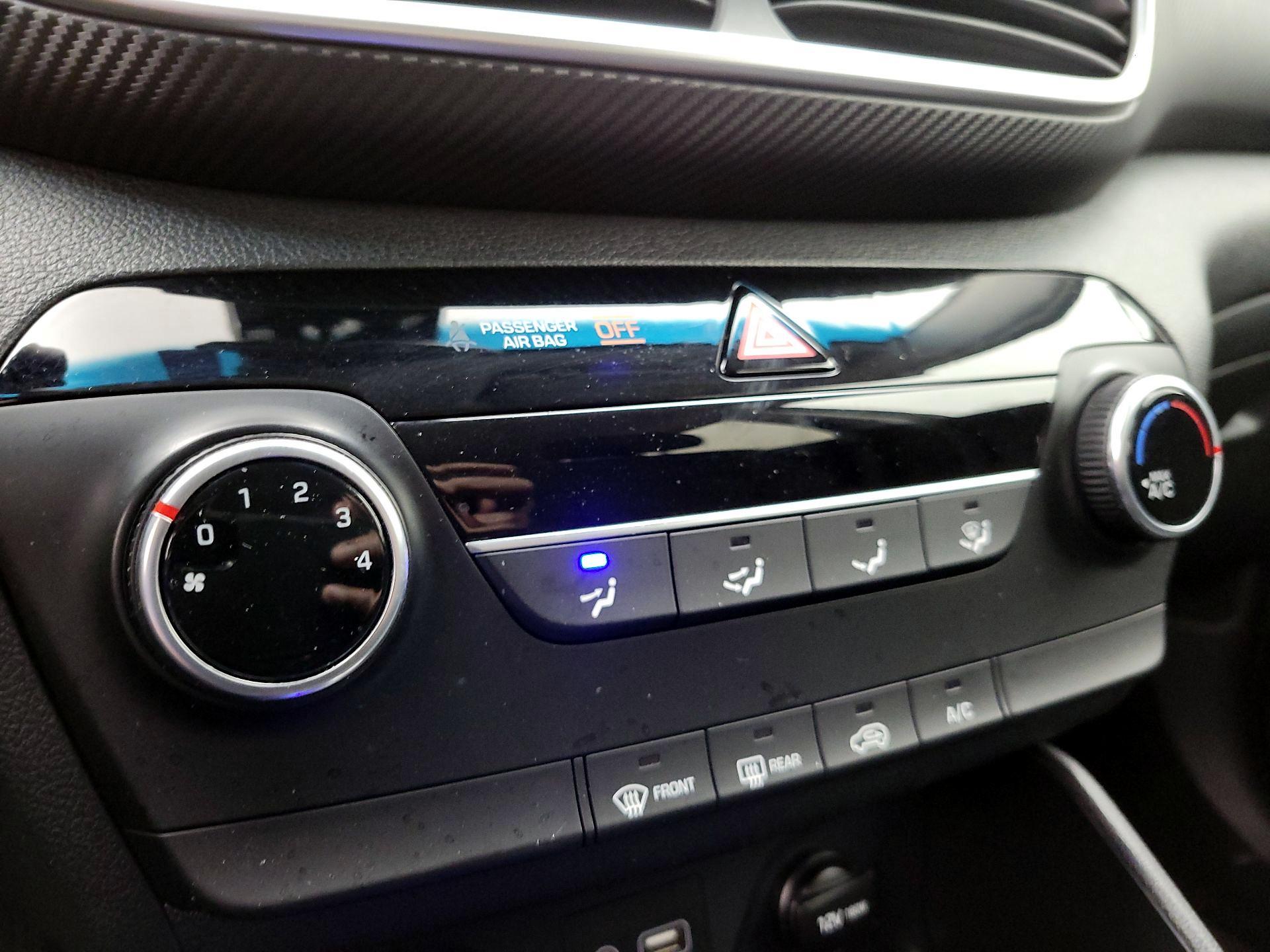 Thumbnail: 2019 Hyundai Tucson - 16