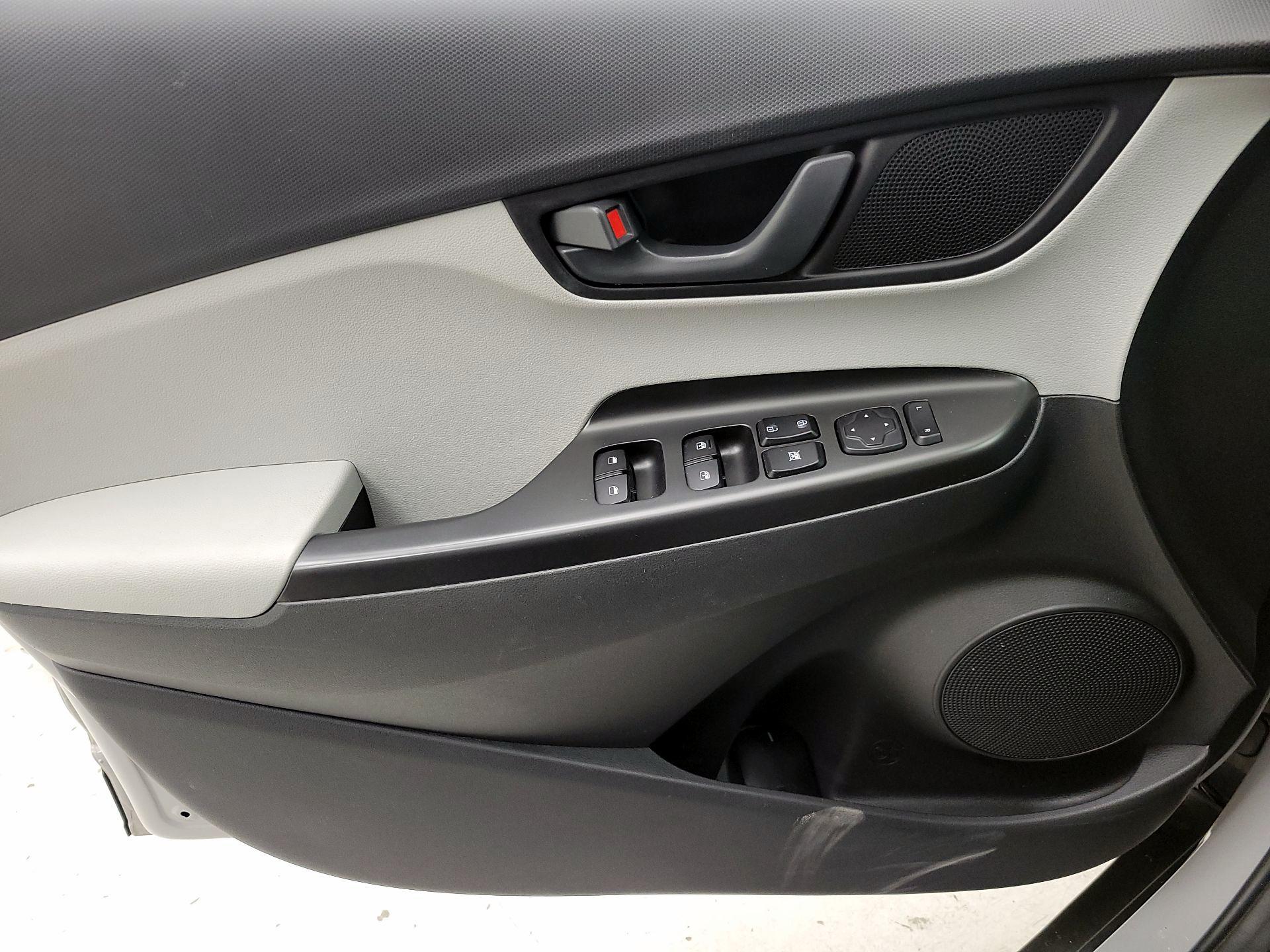 Thumbnail: 2023 Hyundai Kona - 12