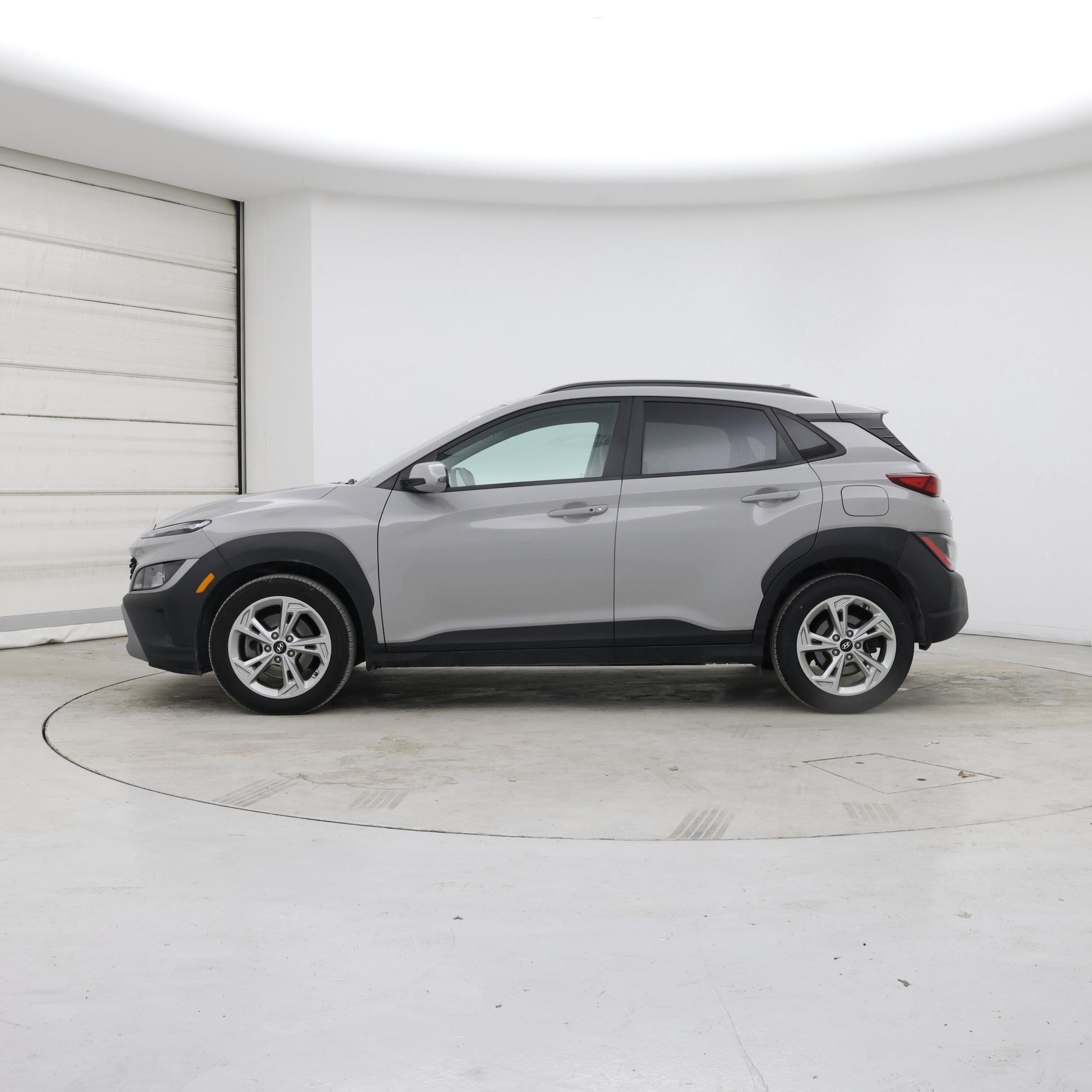 Thumbnail: 2023 Hyundai Kona - 3