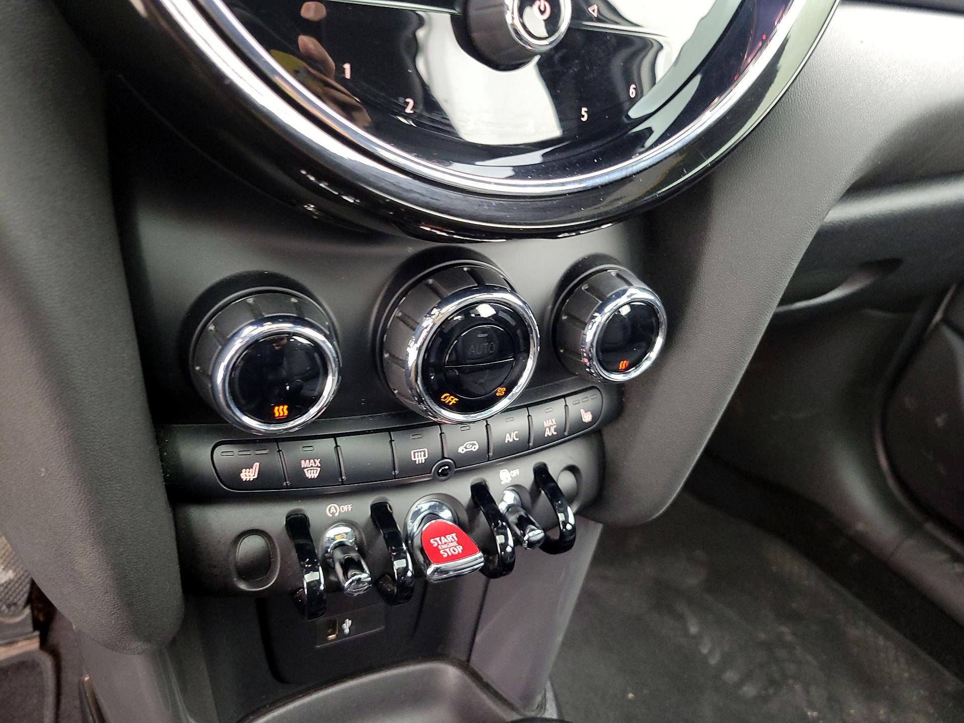 Thumbnail: 2022 MINI Cooper Hardtop - 16