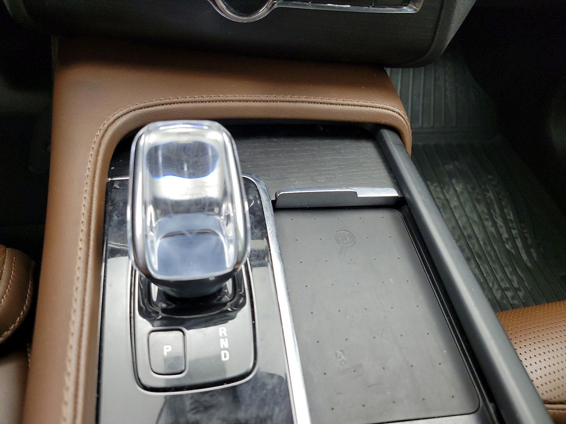 Thumbnail: 2021 Volvo XC90 - 17