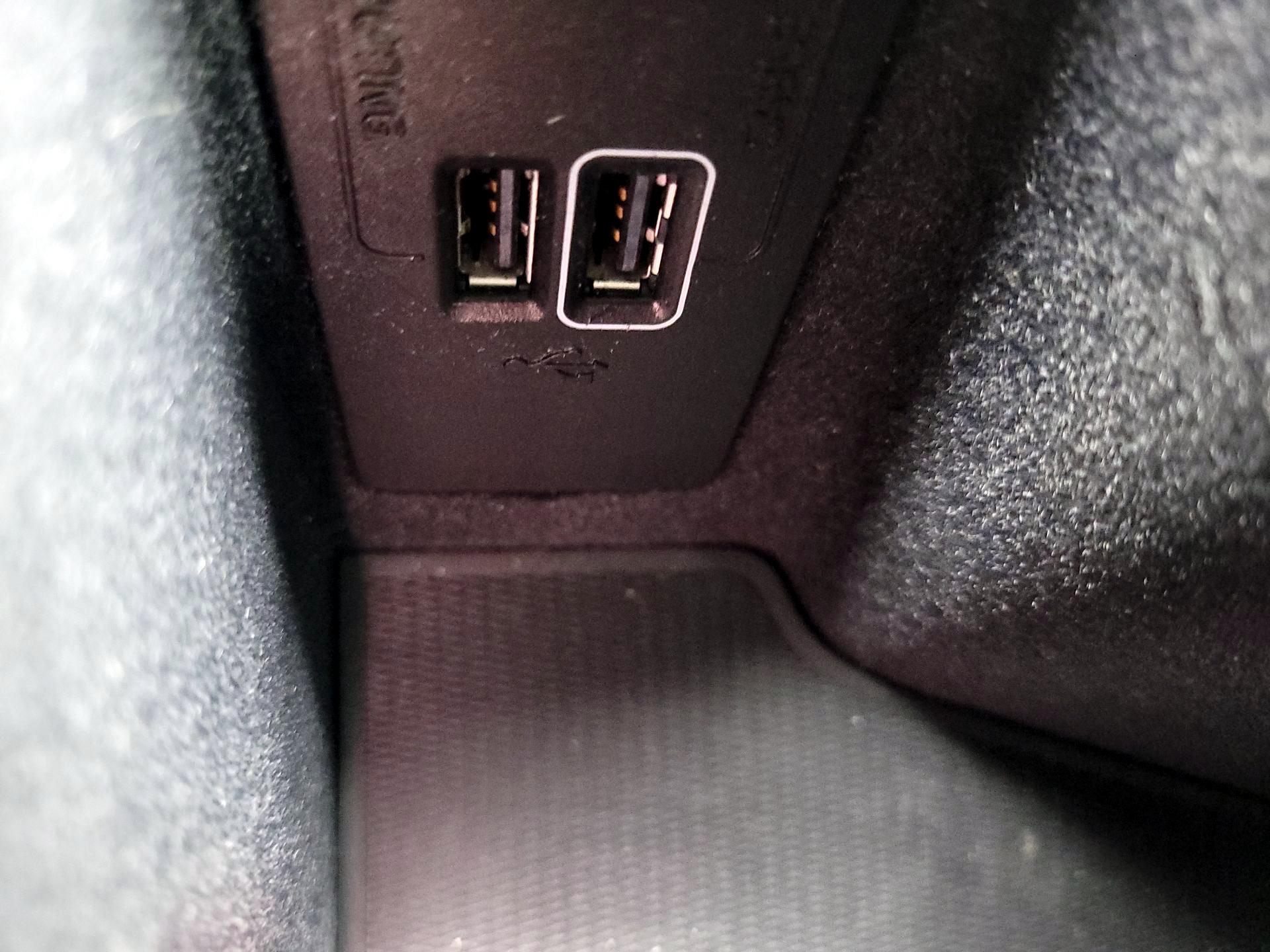 Thumbnail: 2021 Volvo XC90 - 18