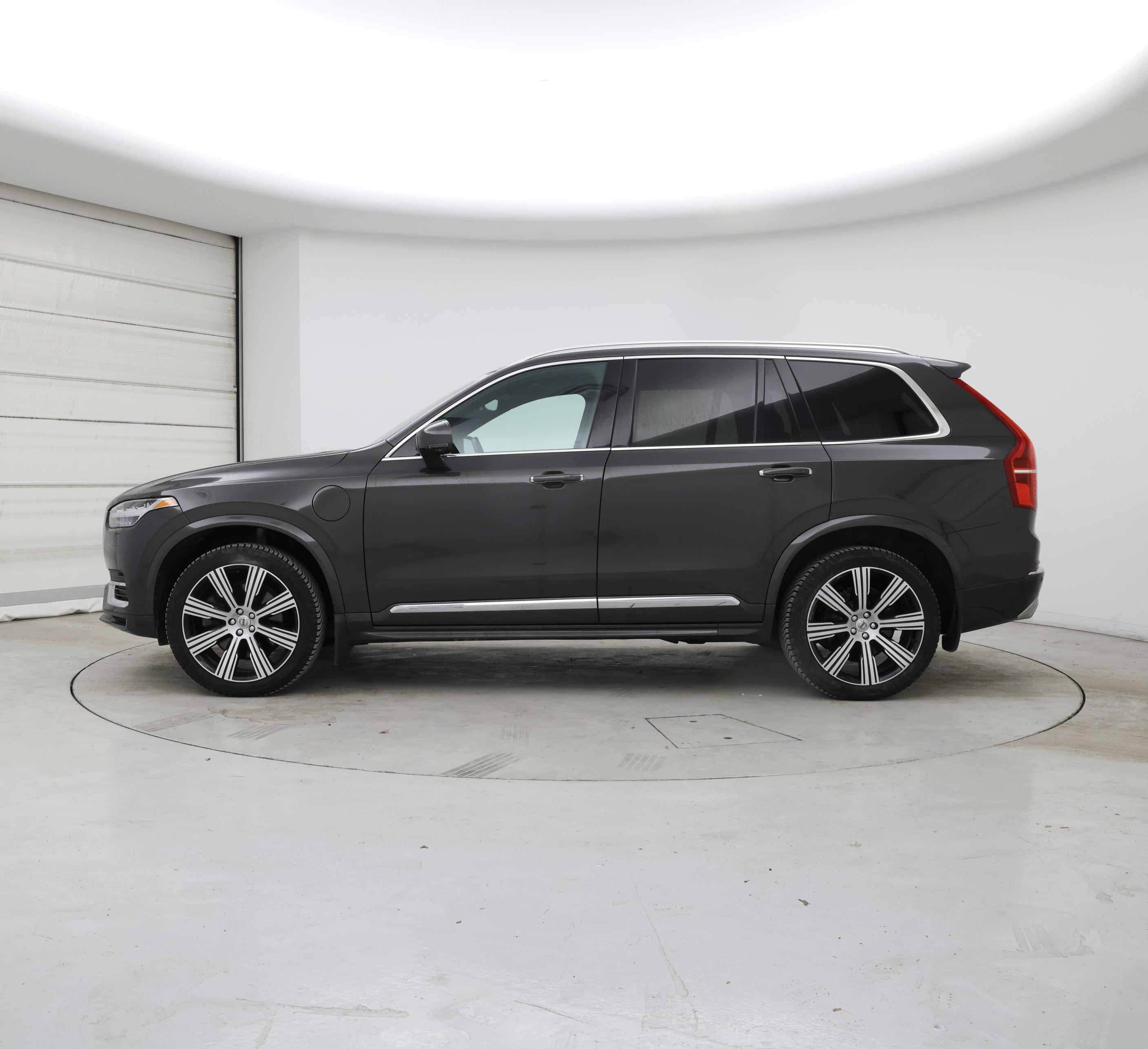 Thumbnail: 2021 Volvo XC90 - 3