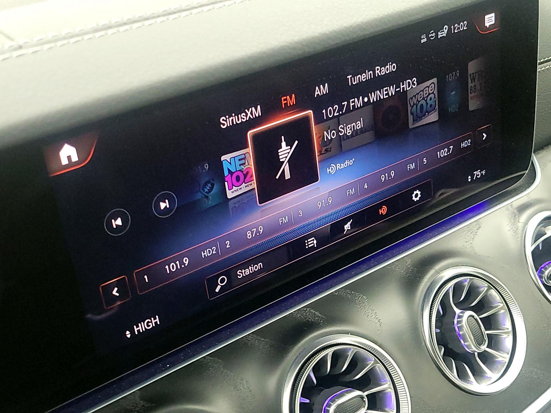 Thumbnail: 2023 Mercedes-Benz E-Class - 16