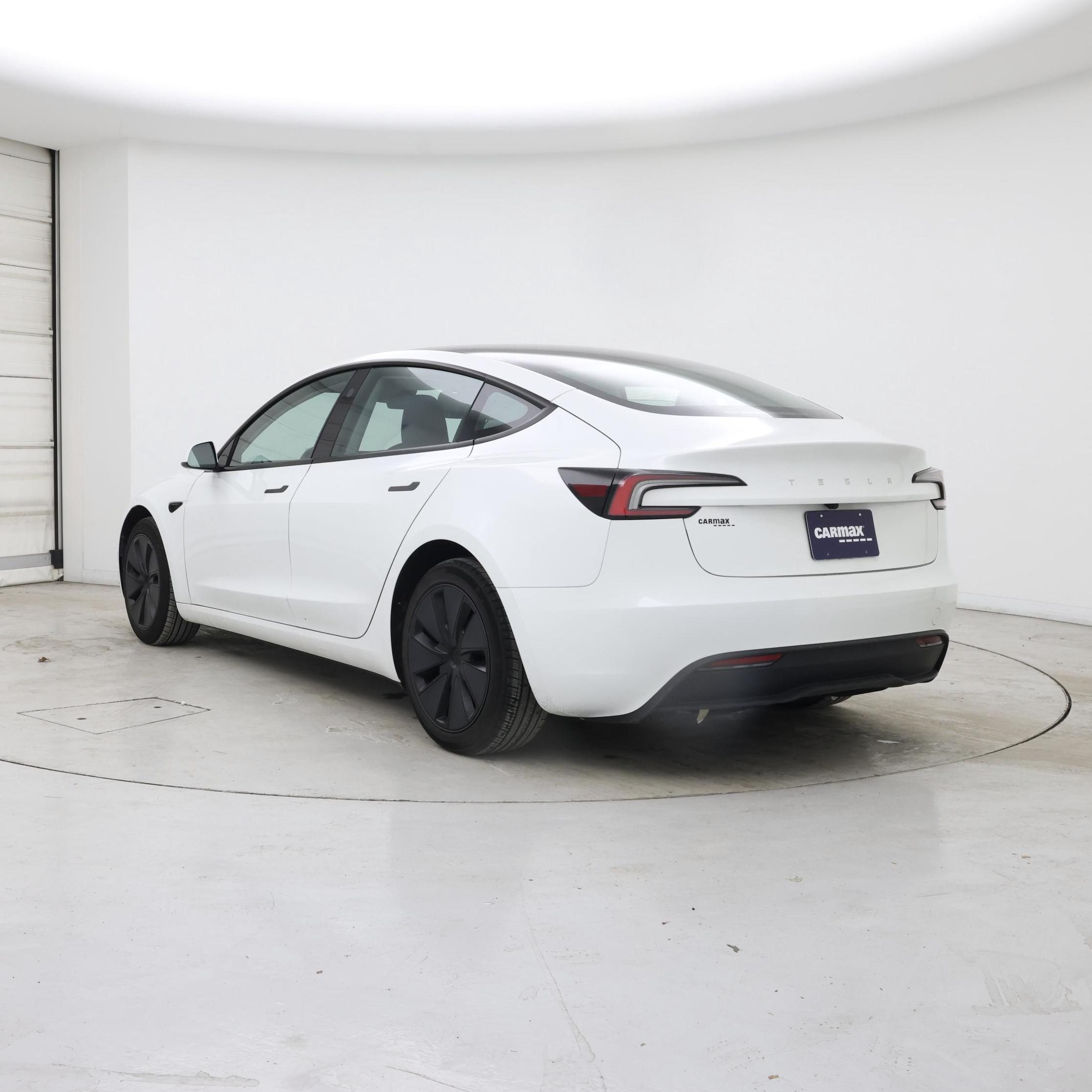 Thumbnail: 2024 Tesla Model 3 - 2
