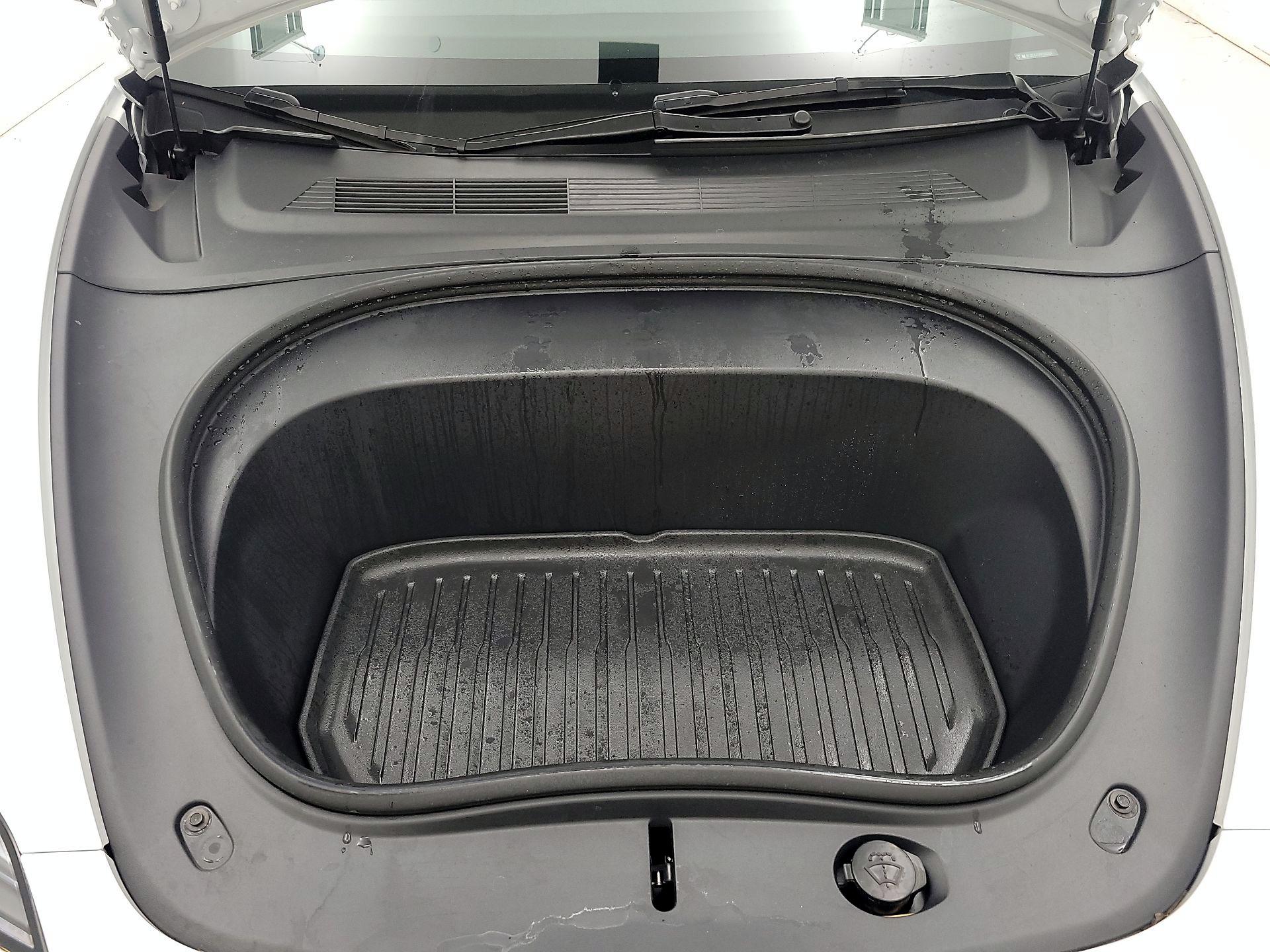 Thumbnail: 2024 Tesla Model 3 - 20
