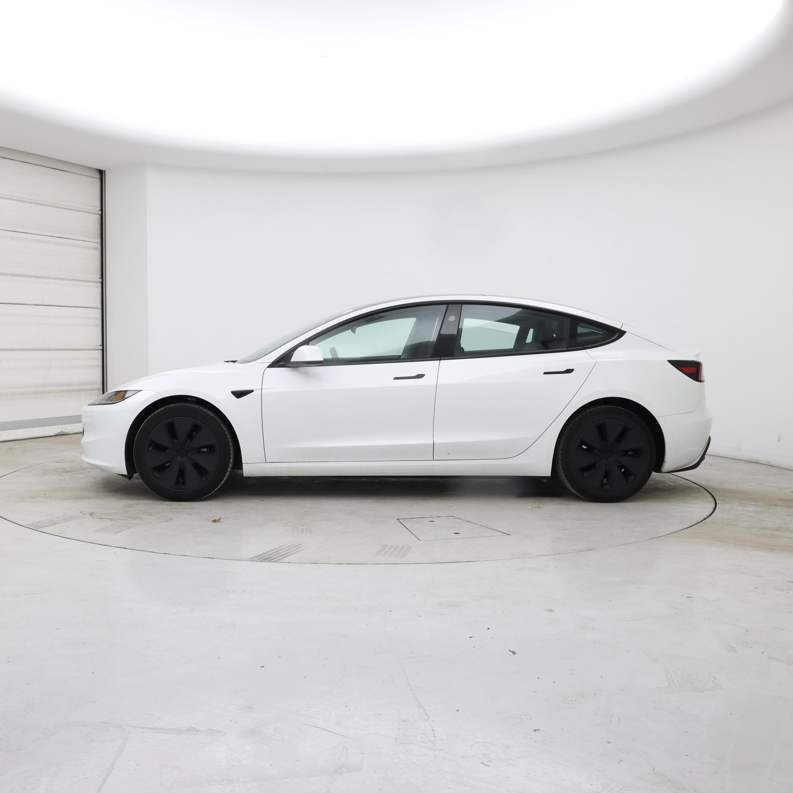 Thumbnail: 2024 Tesla Model 3 - 3
