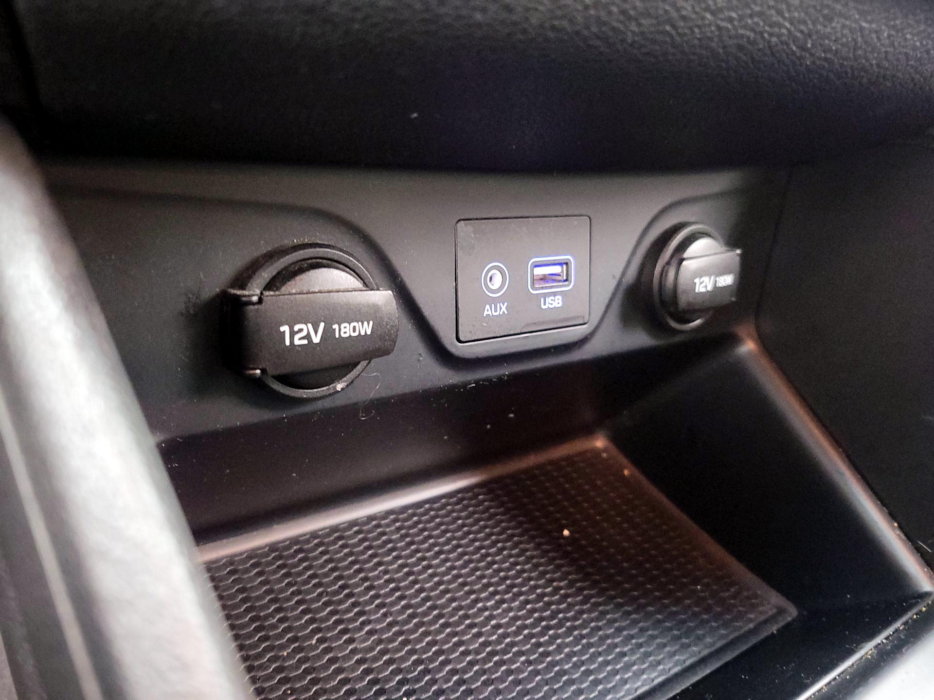 Thumbnail: 2020 Hyundai Tucson - 18