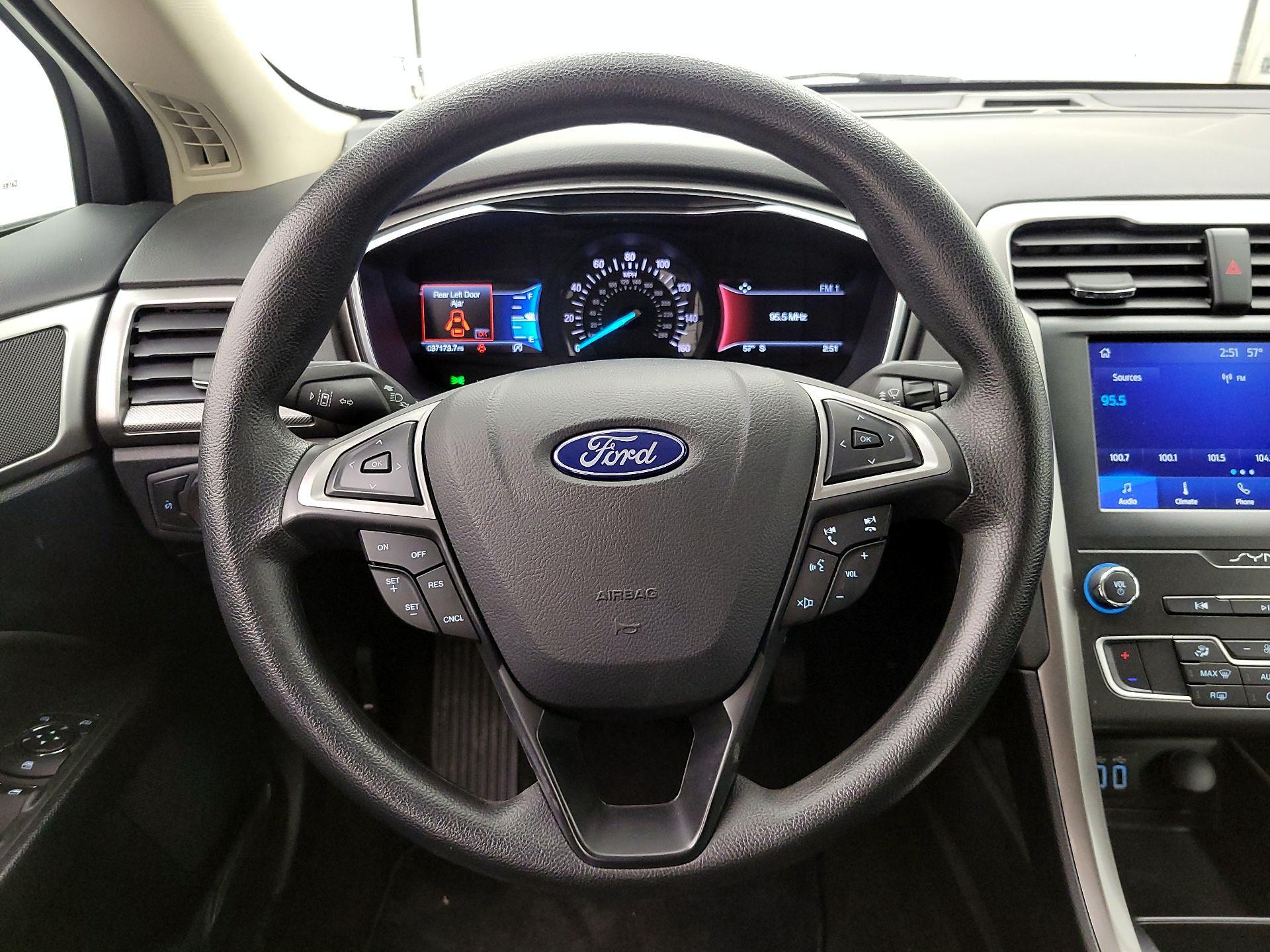 Thumbnail: 2020 Ford Fusion - 10