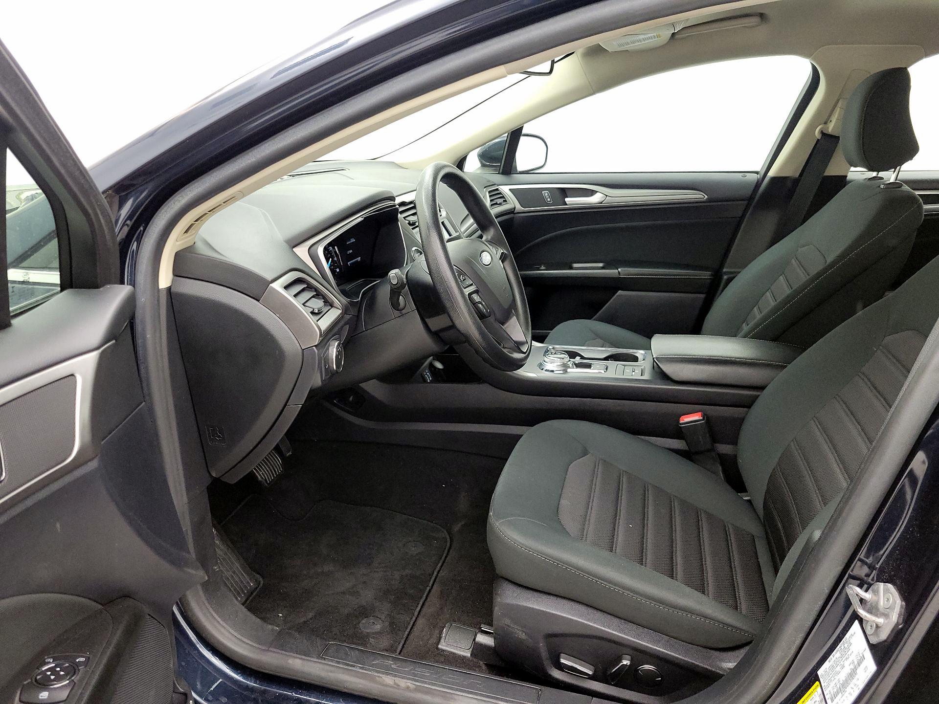 Thumbnail: 2020 Ford Fusion - 11