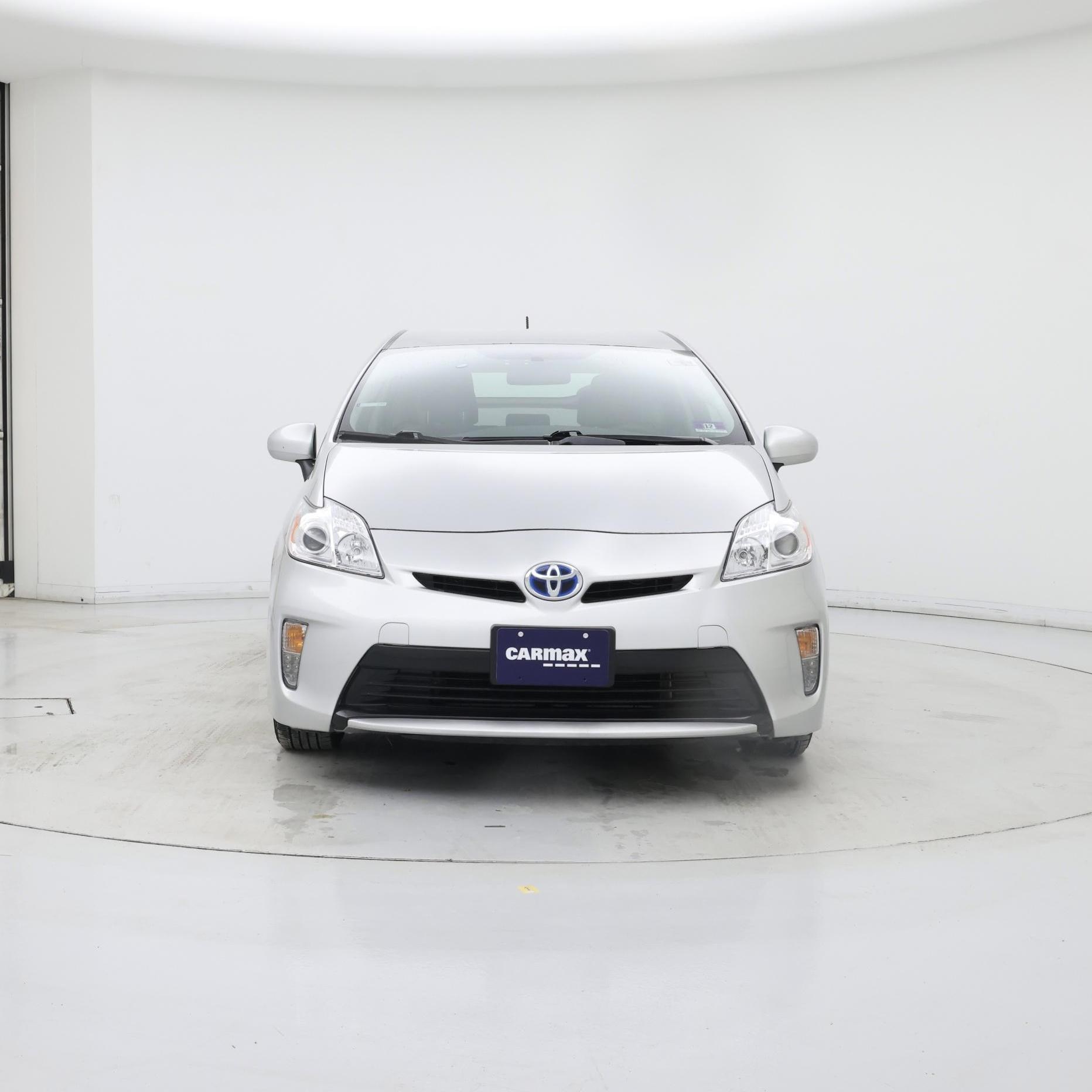 Thumbnail: 2015 Toyota Prius - 5