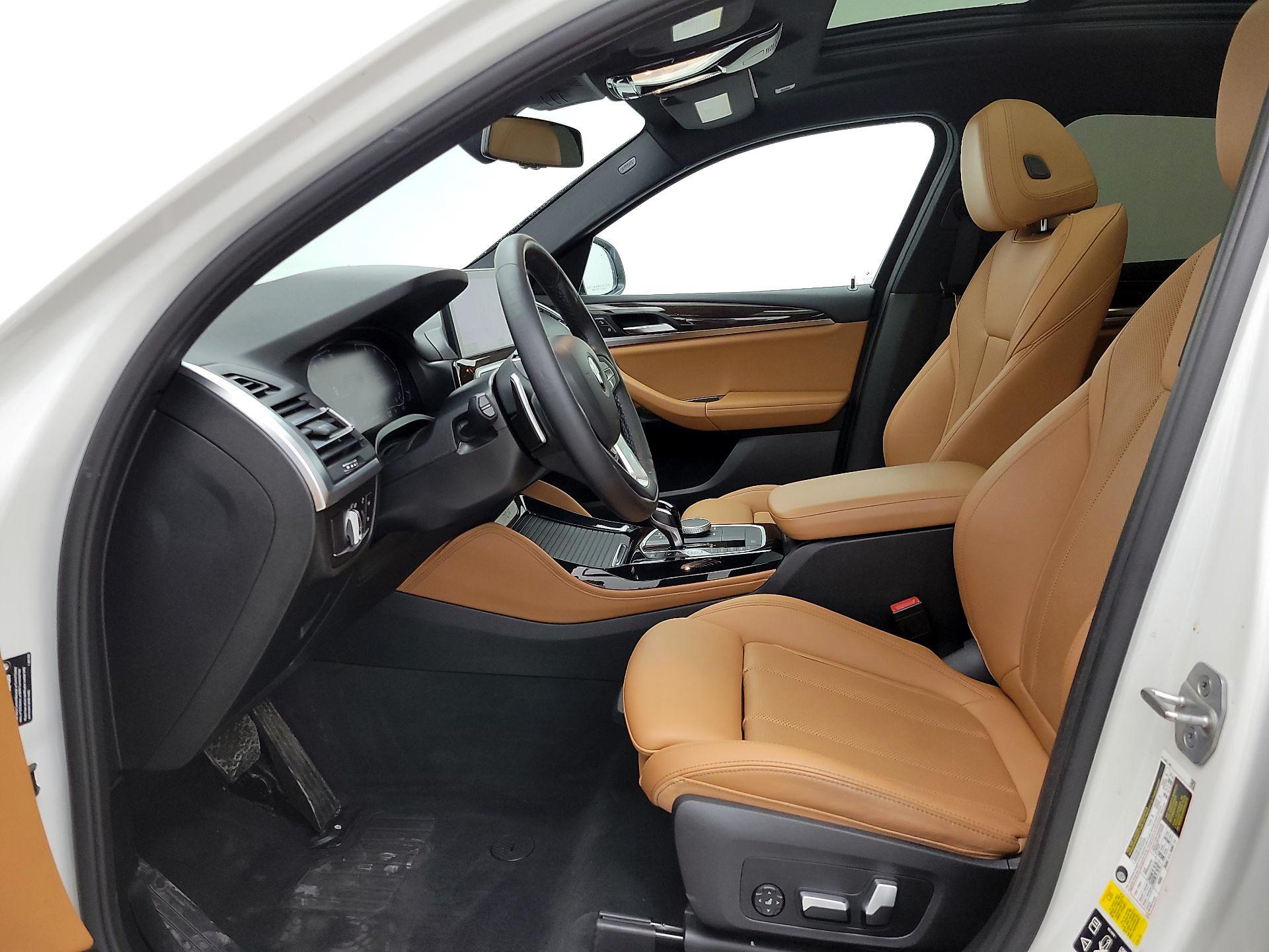 Thumbnail: 2022 BMW X4 - 11