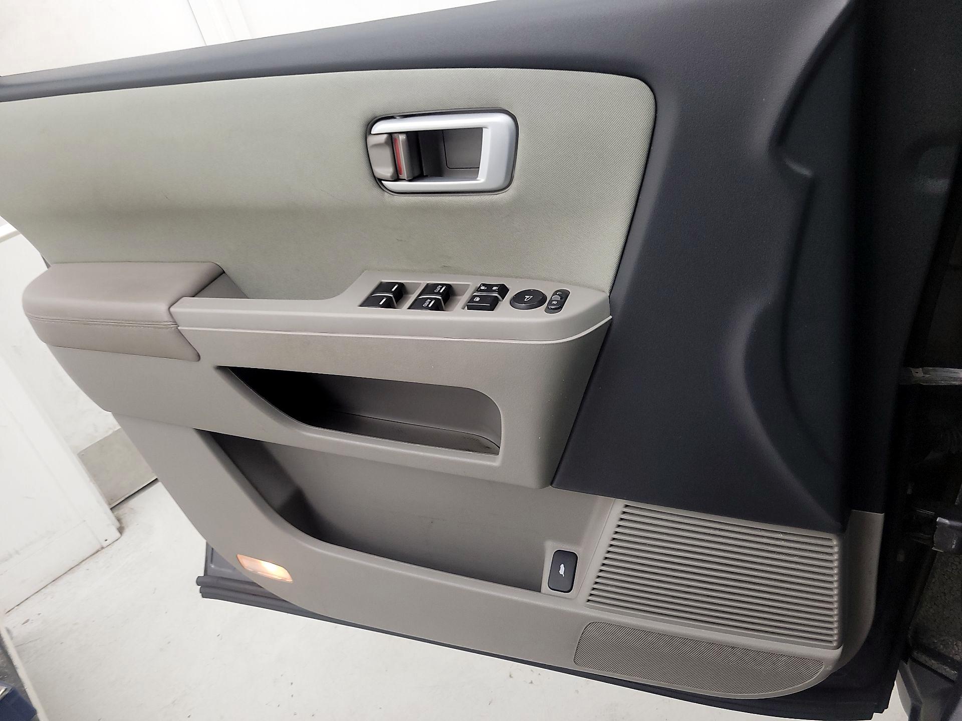 Thumbnail: 2014 Honda Pilot - 12