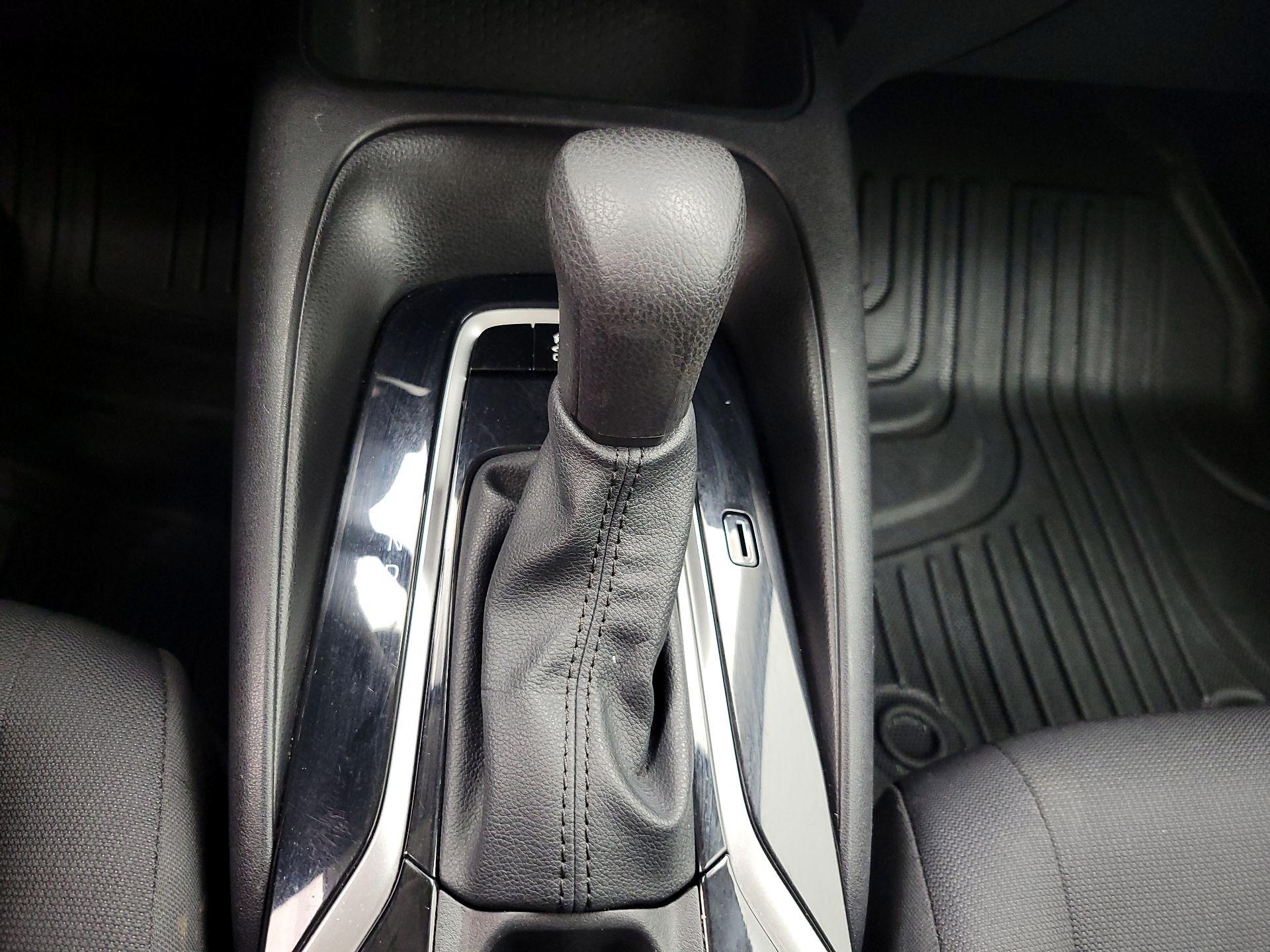 Thumbnail: 2021 Toyota Corolla - 17