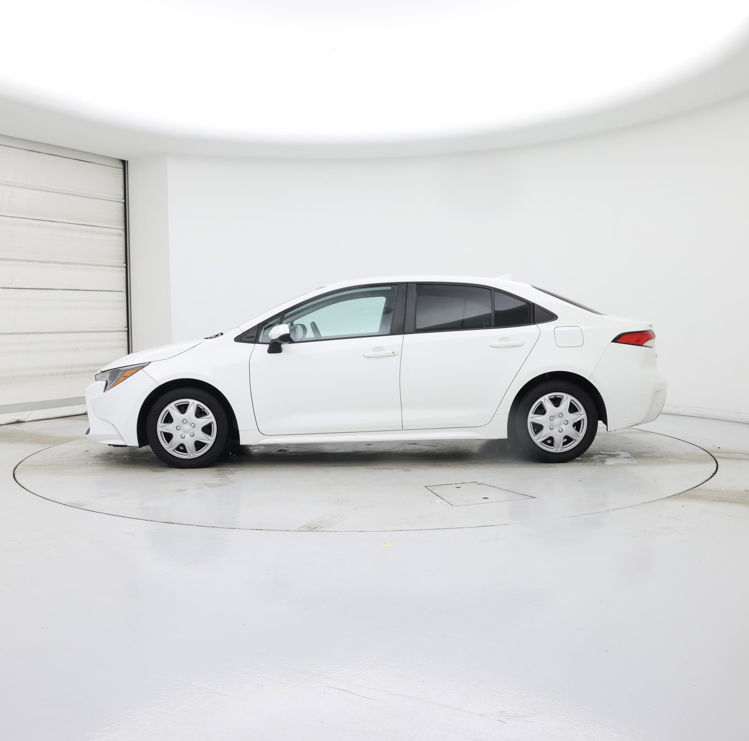 Thumbnail: 2021 Toyota Corolla - 3