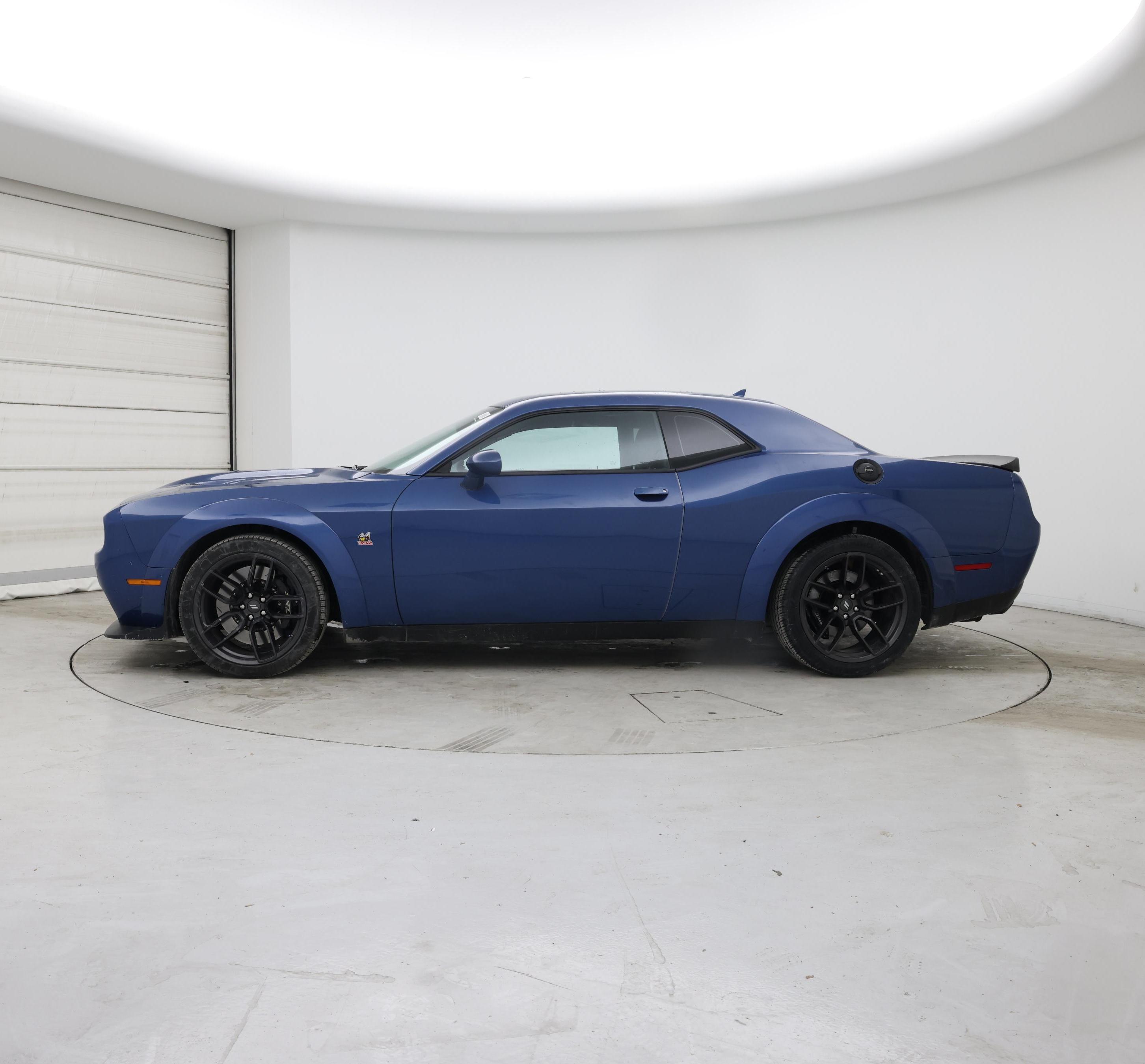 Thumbnail: 2022 Dodge Challenger - 3