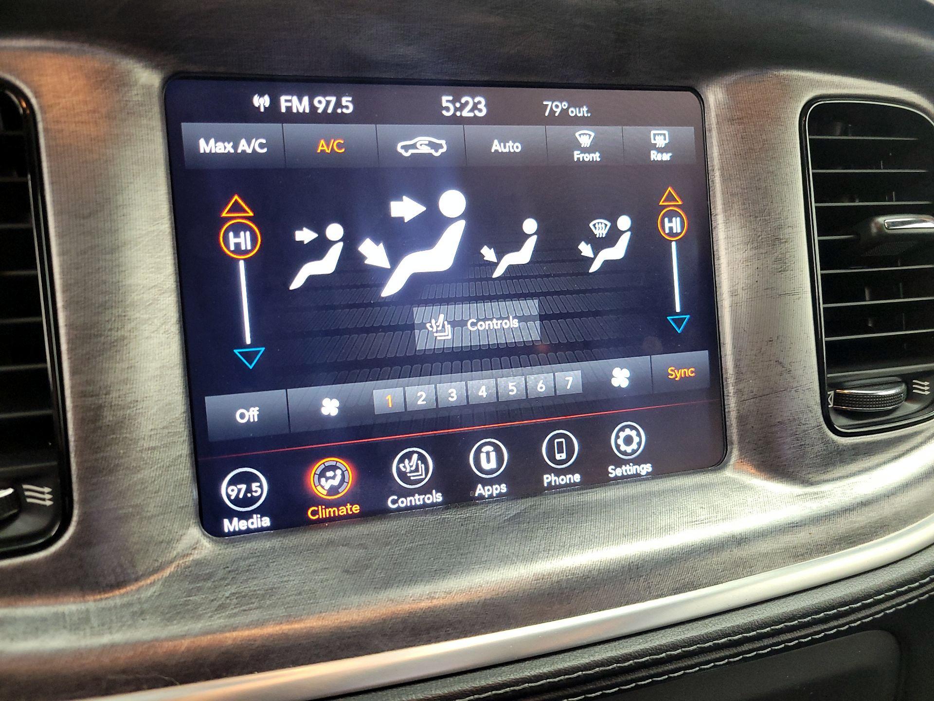 Thumbnail: 2020 Dodge Charger - 16