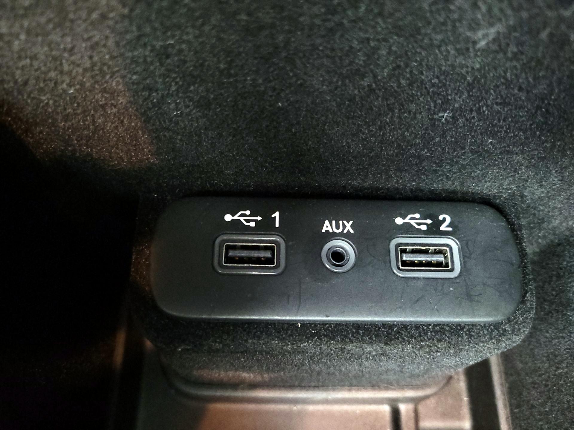 Thumbnail: 2020 Dodge Charger - 18