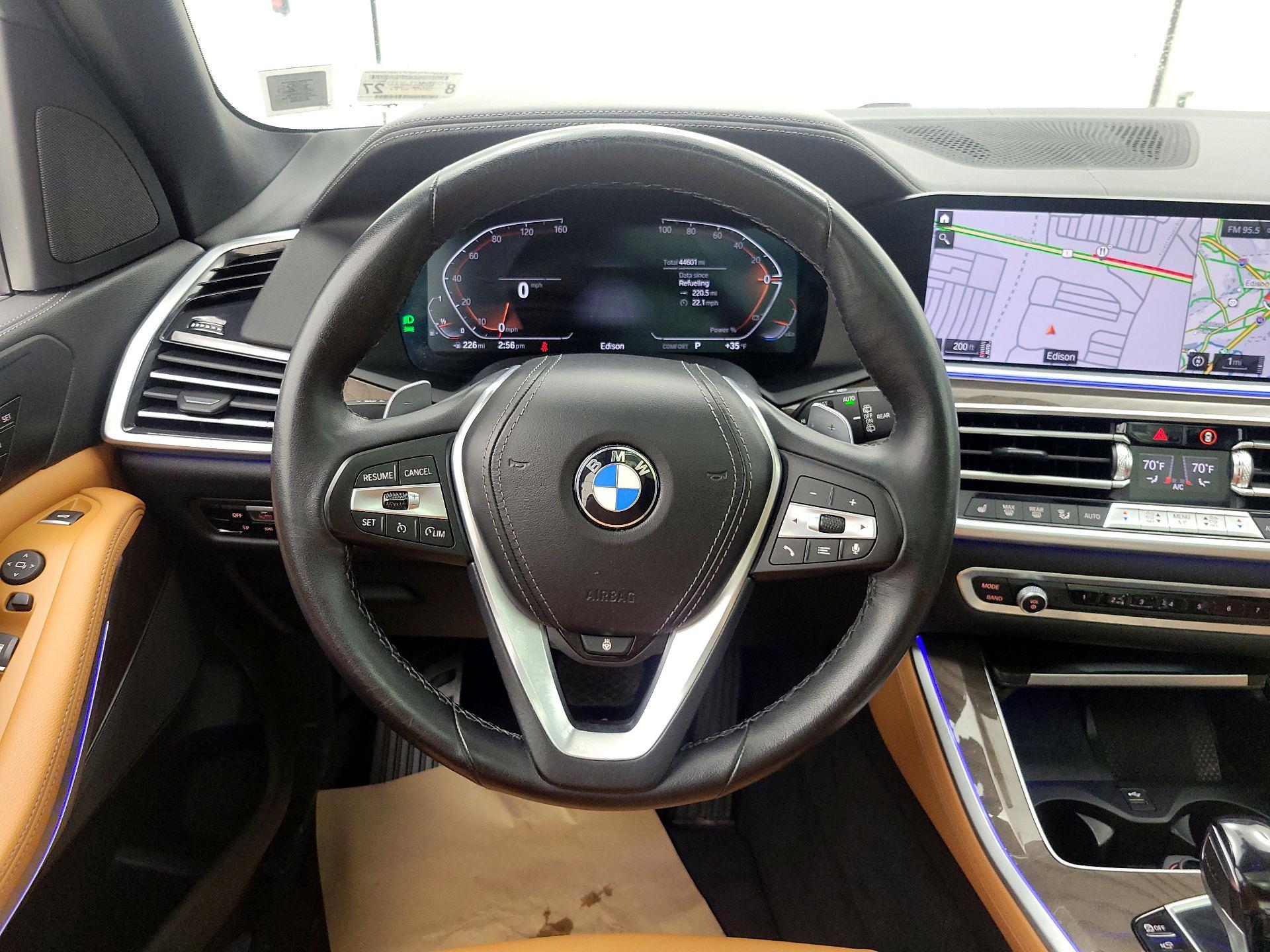 Thumbnail: 2022 BMW X5 - 10