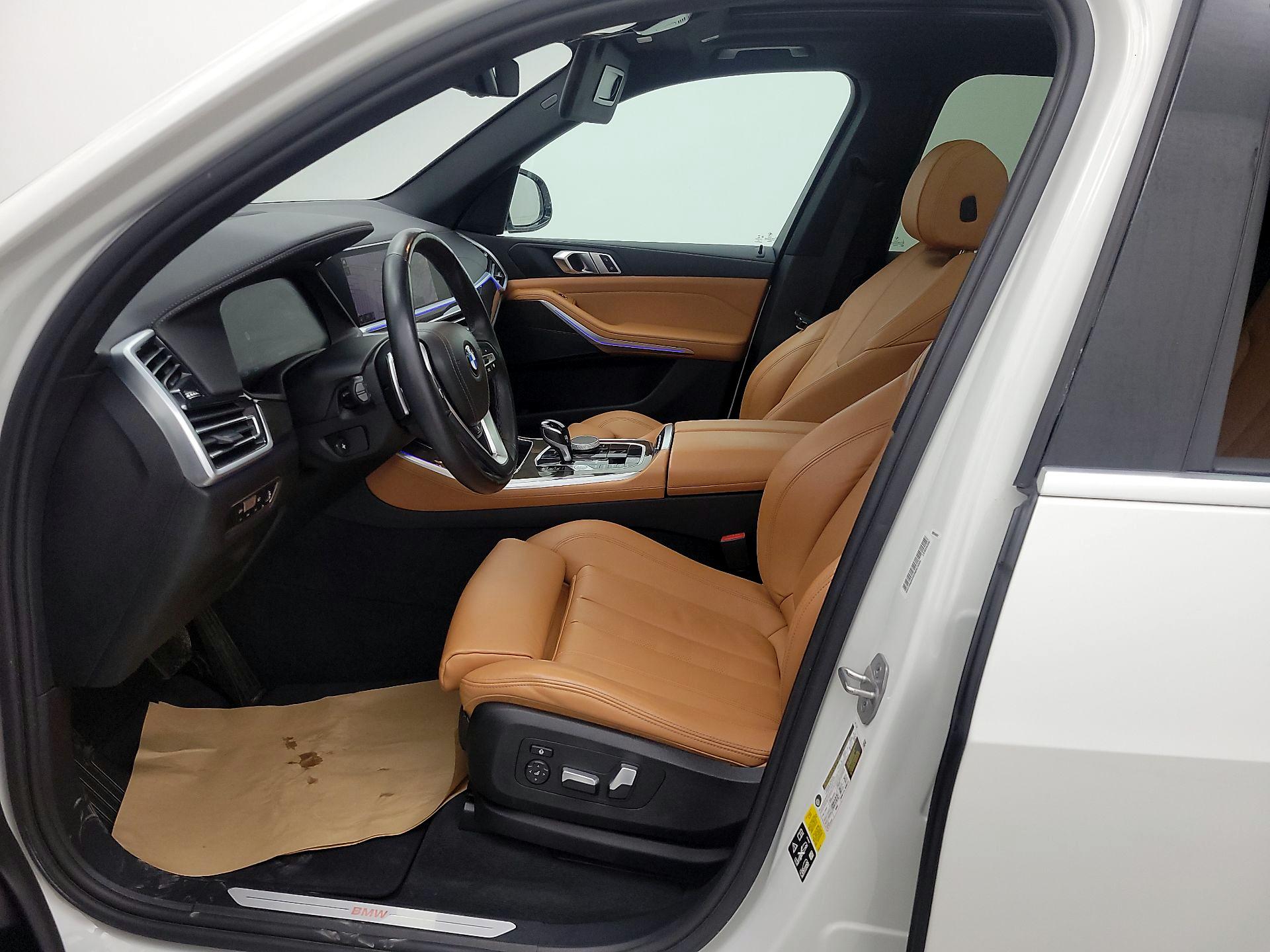 Thumbnail: 2022 BMW X5 - 11