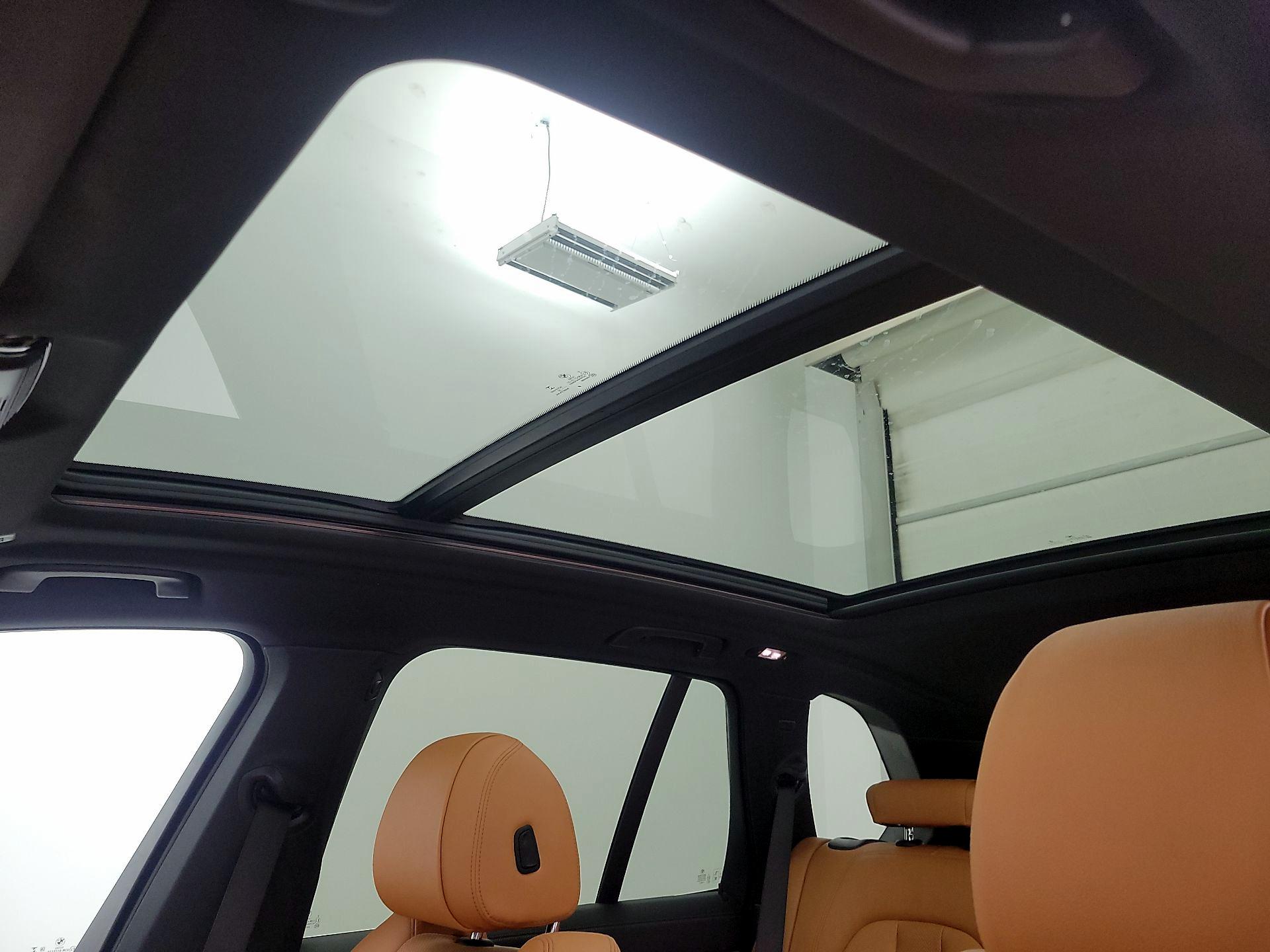 Thumbnail: 2022 BMW X5 - 20