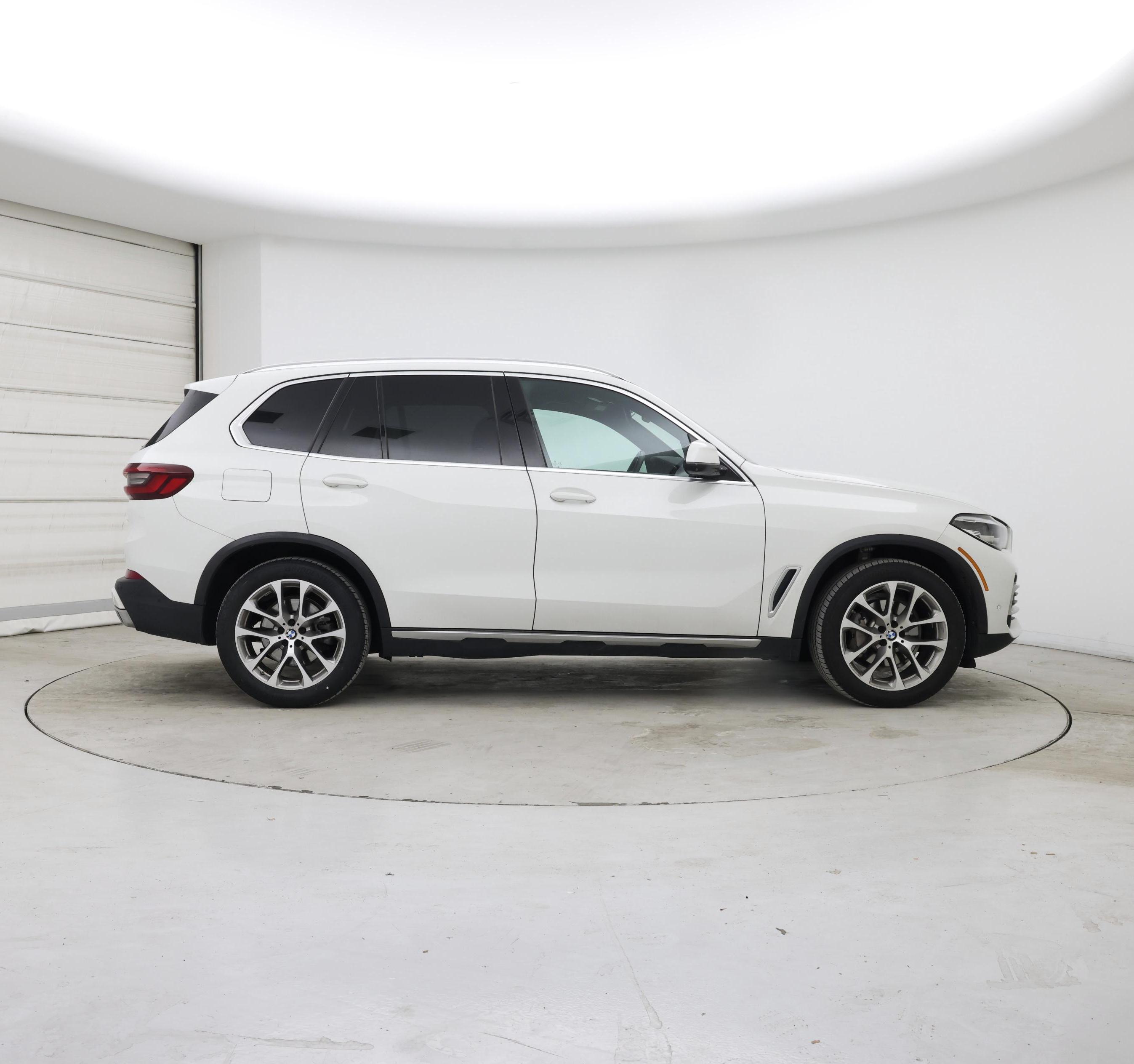 Thumbnail: 2022 BMW X5 - 7