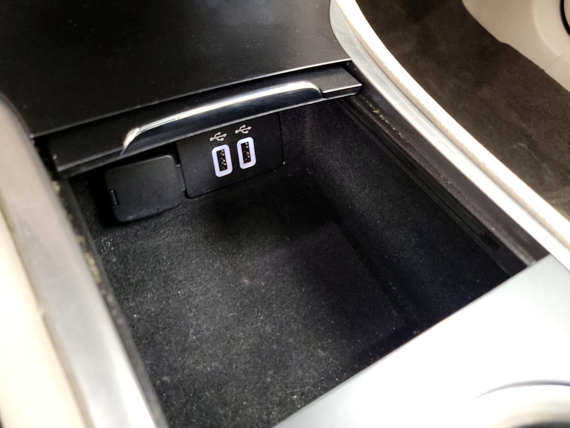 Thumbnail: 2019 Lincoln MKC - 17