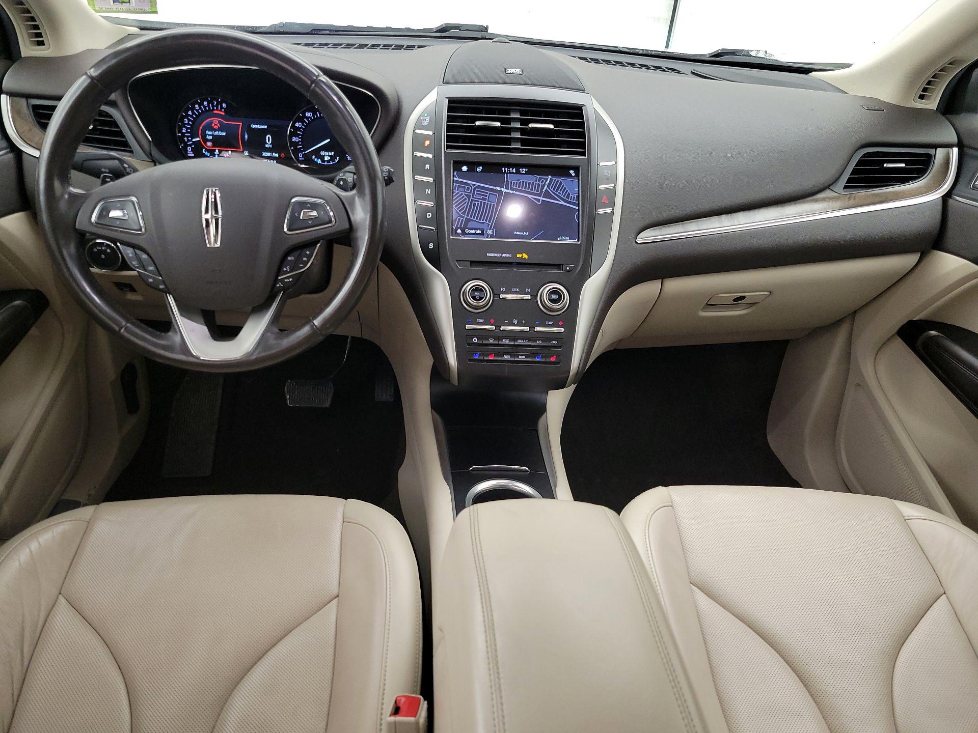 Thumbnail: 2019 Lincoln MKC - 8