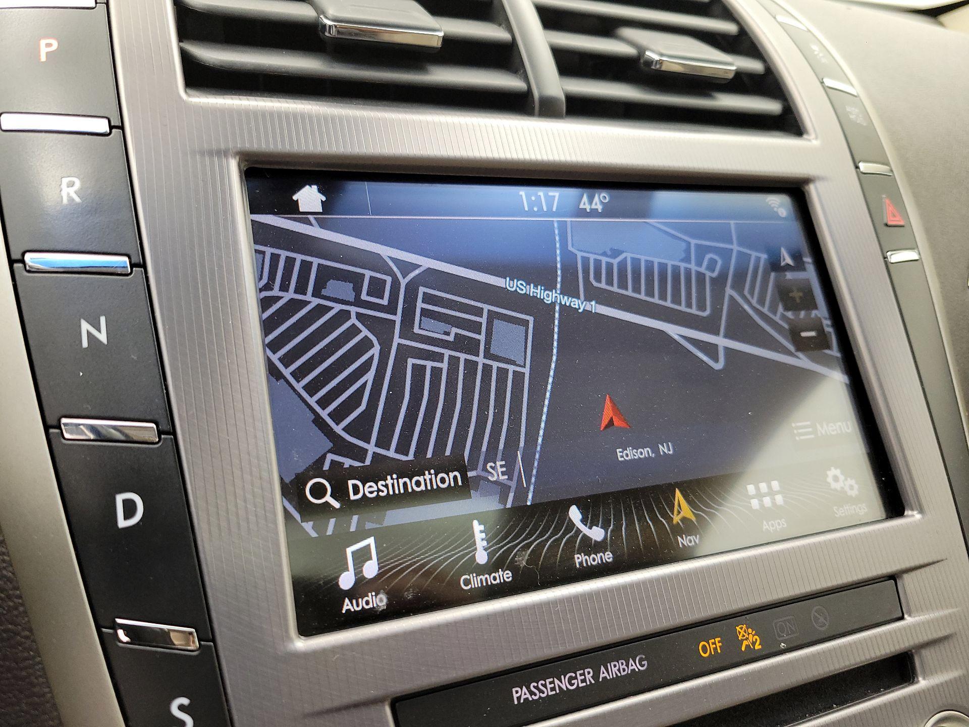 Thumbnail: 2017 Lincoln MKZ - 14