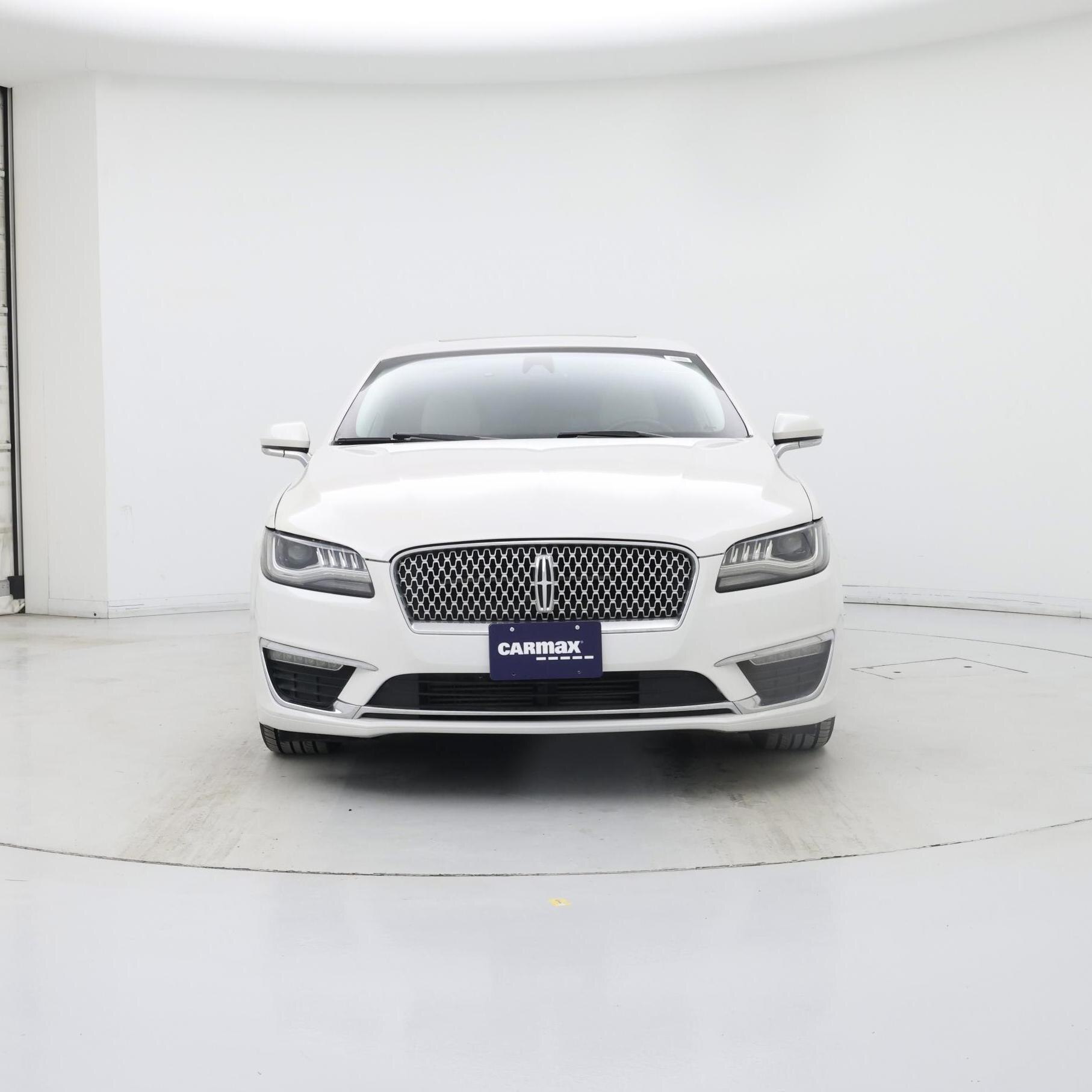 Thumbnail: 2017 Lincoln MKZ - 5