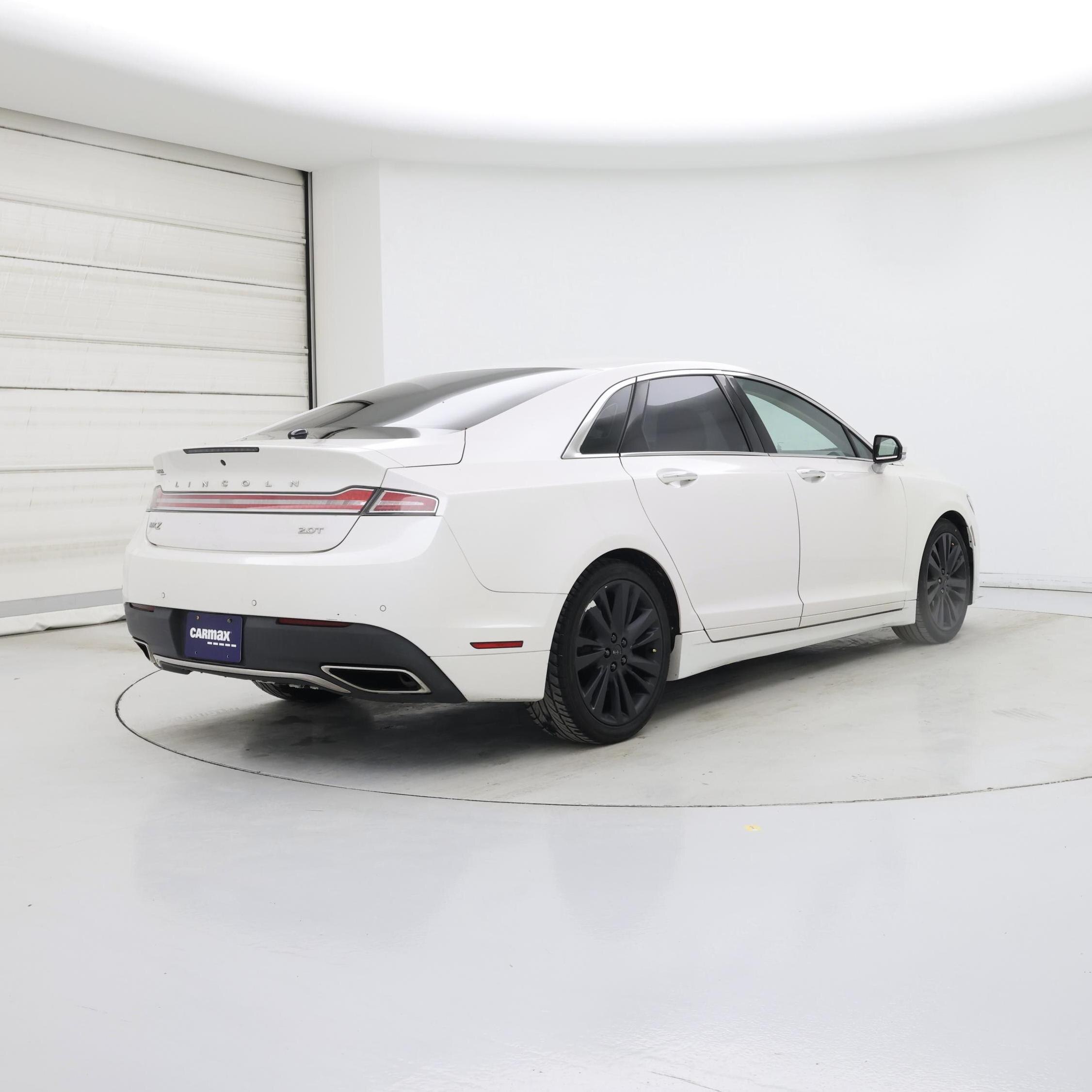 Thumbnail: 2017 Lincoln MKZ - 8