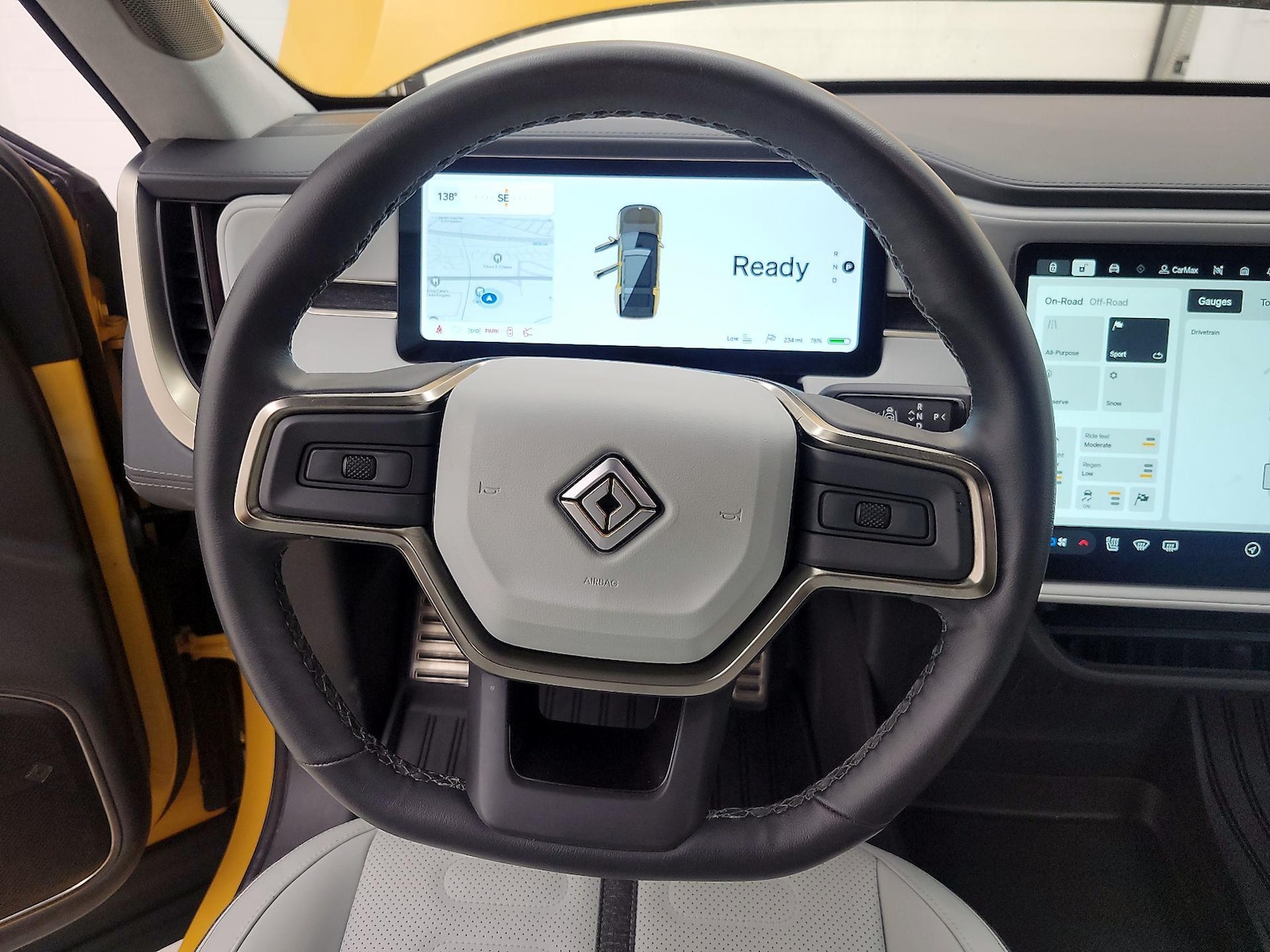 2023 Rivian R1S Adventure - Photo 11