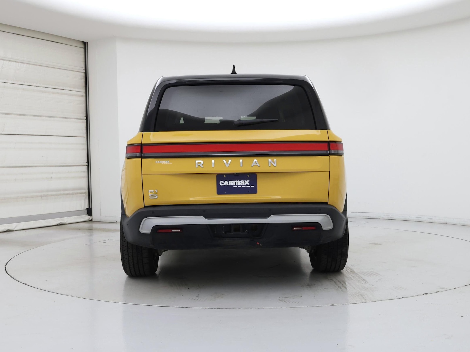 2023 Rivian R1S Adventure - Photo 7